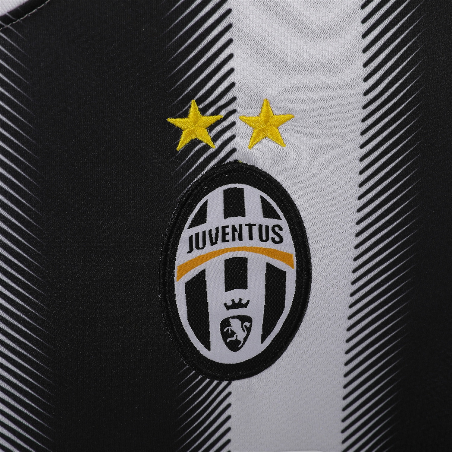 Retro Juventus 2011-12 Home Jersey - UnitedFutballJersey