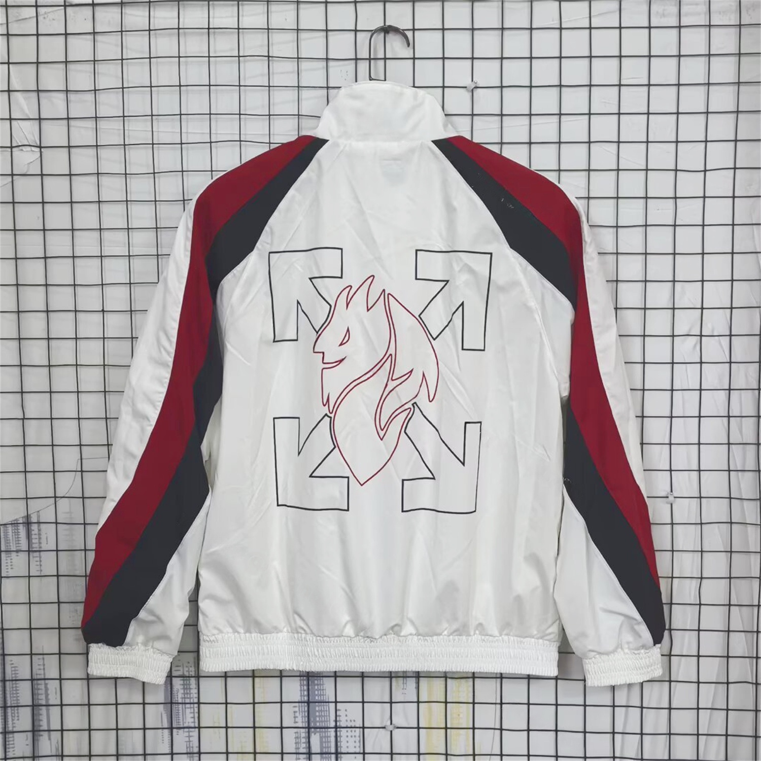 AC Milan 25-26 Windbreaker Jacket - White And Red - UnitedFutballJersey