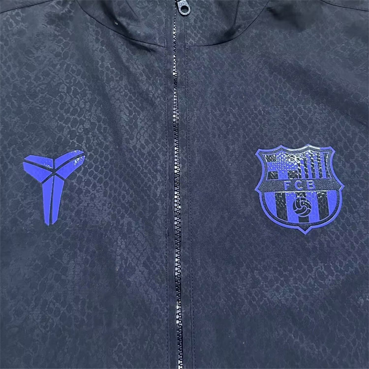 Barcelona 25-26 KB Co-Branded Windbreaker Jacket - Black - UnitedFutballJersey
