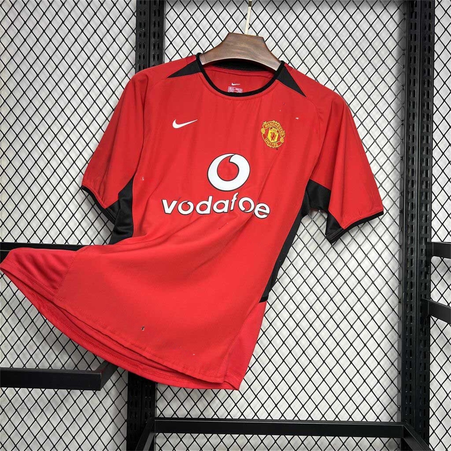 Retro Manchester United 03-04 Home Jersey - UnitedFutballJersey