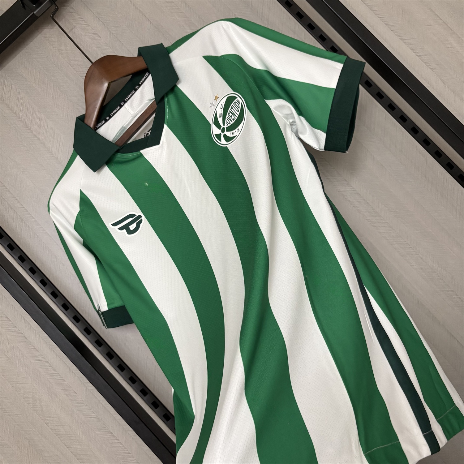 EC Juventude 25-26 Home Unsponsored Green And White Jersey - Fans Version - UnitedFutballJersey