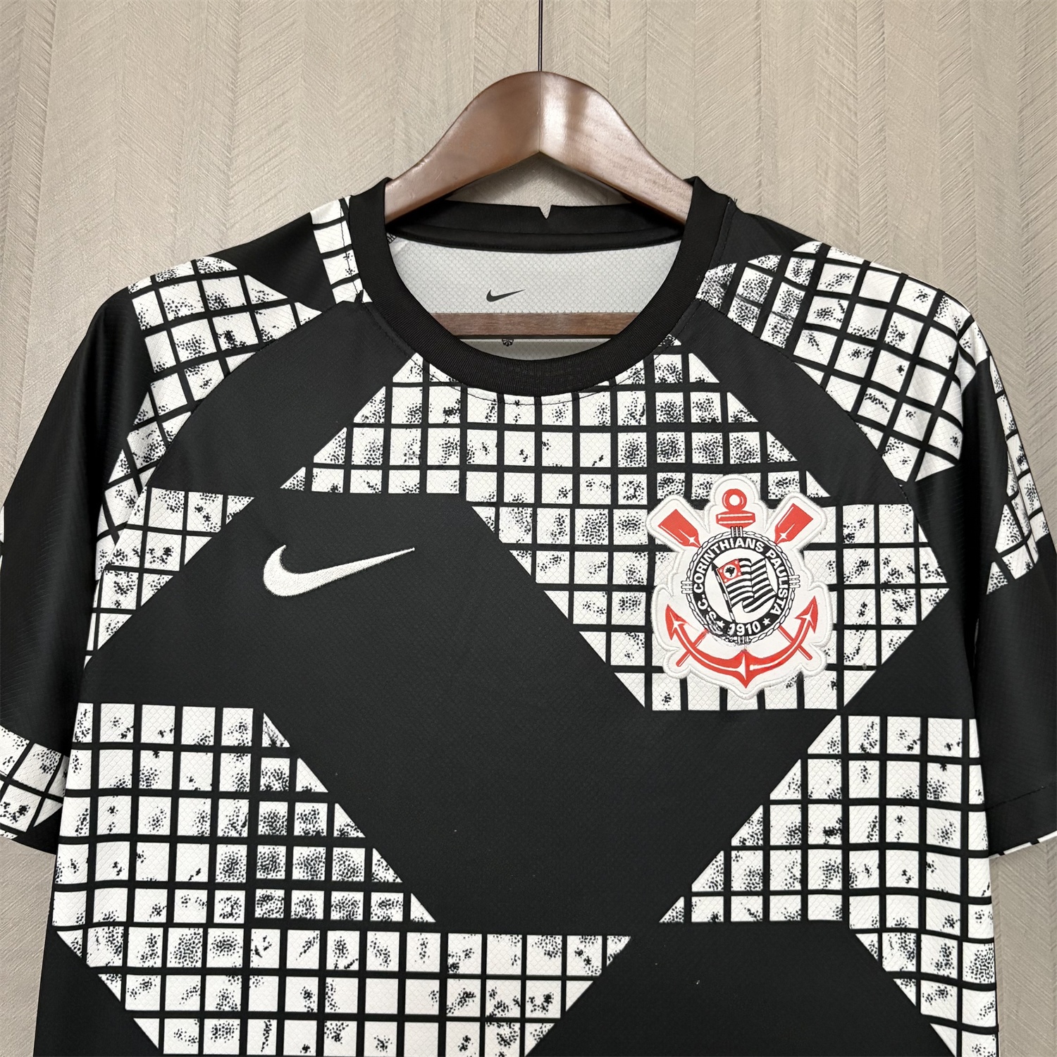 Corinthians 2025-26 White And Black Pre-Match Jersey - Fans Version - UnitedFutballJersey