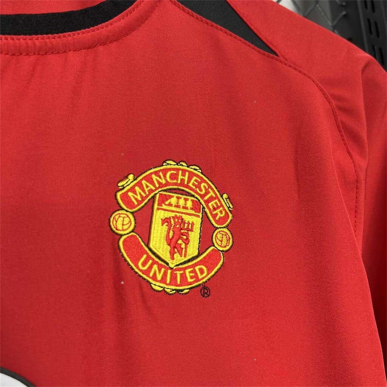 Retro Manchester United 03-04 Home Jersey - UnitedFutballJersey