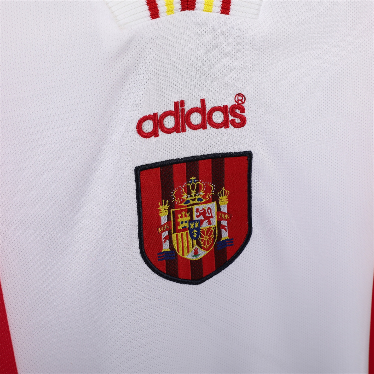 Retro Spain 1996 Third Jersey - UnitedFutballJersey