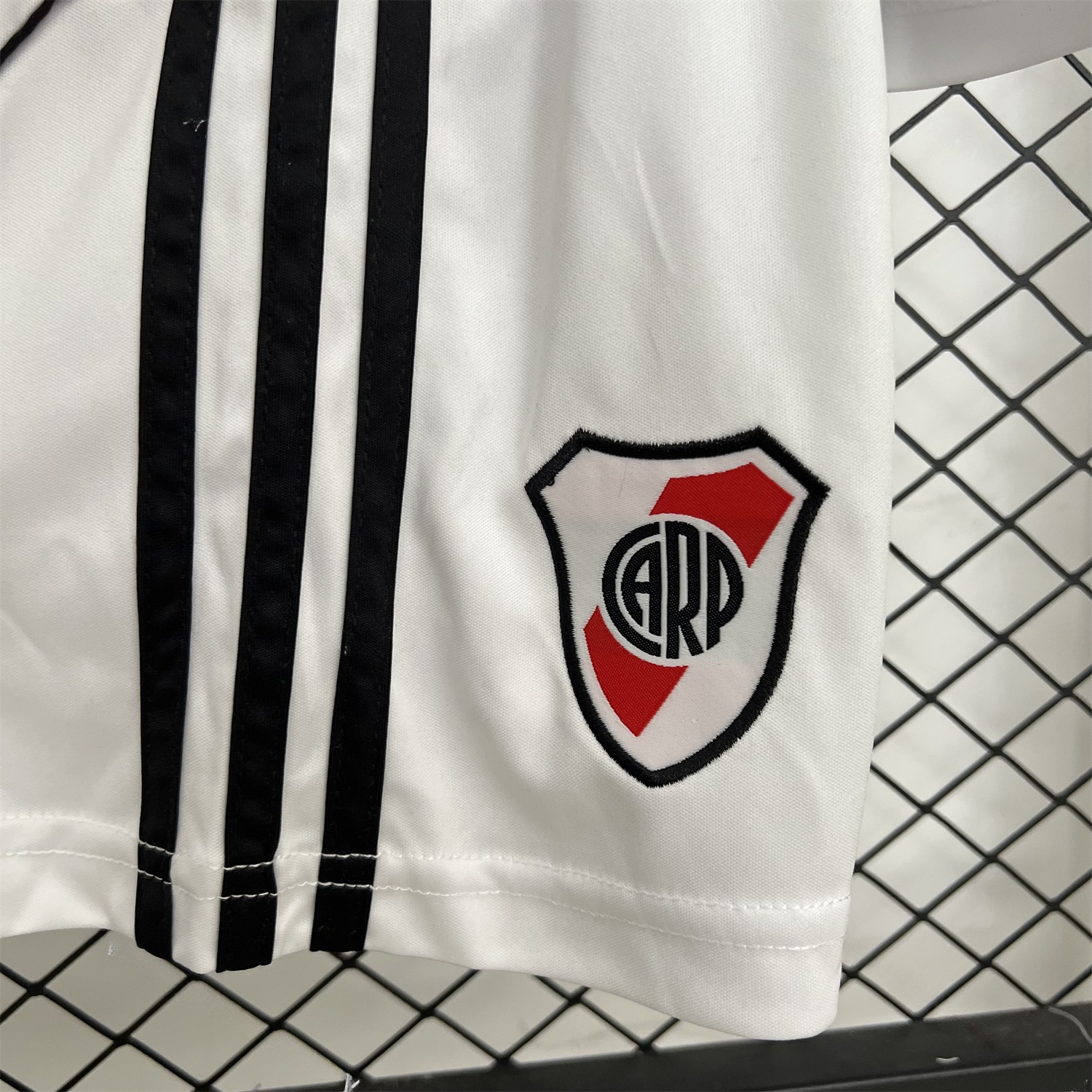 River Plate 25-26 Home Unsponsored Kids Kit - UnitedFutballJersey