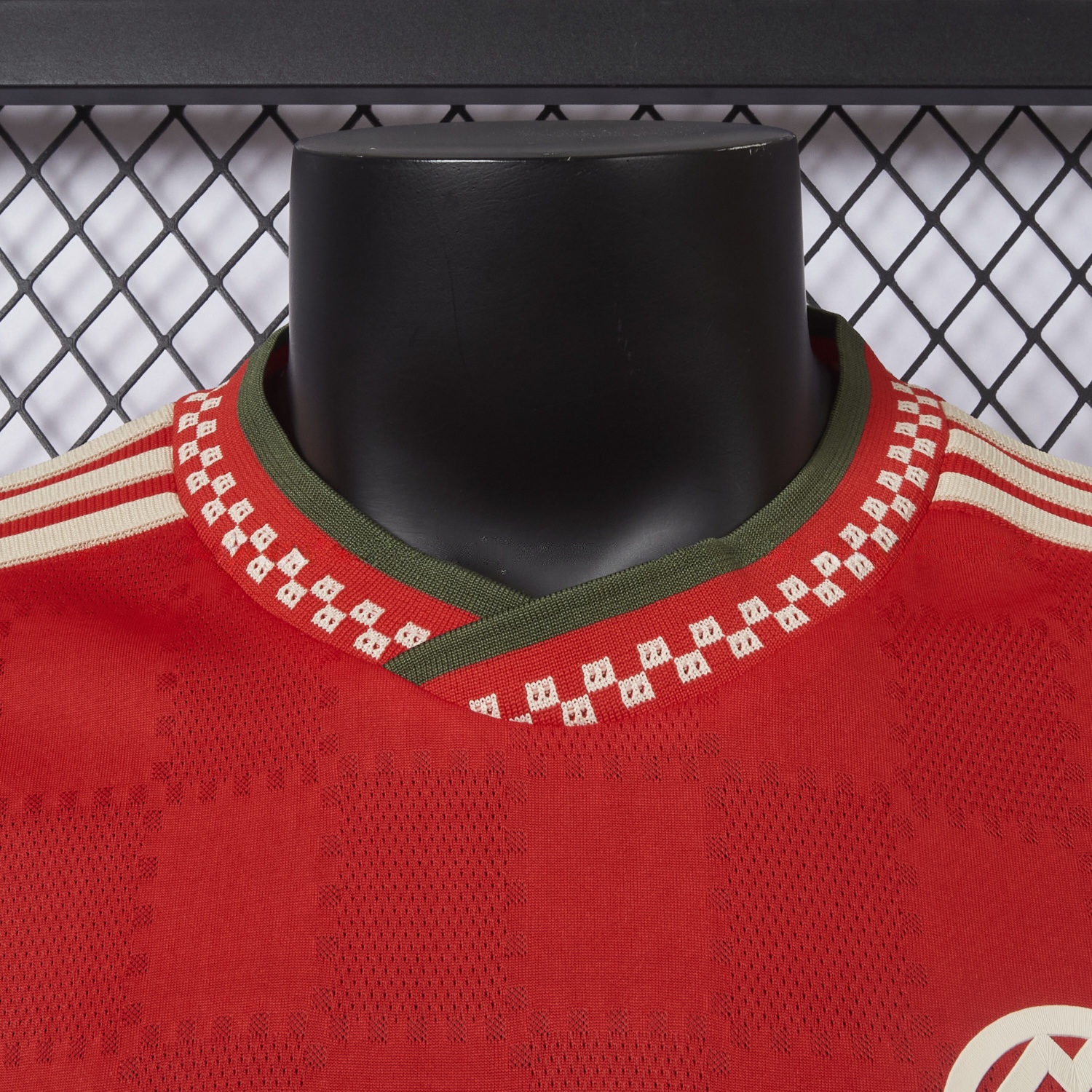 Bayern Munich 25-26 Trefoil Red Special Jersey - Player Version - UnitedFutballJersey