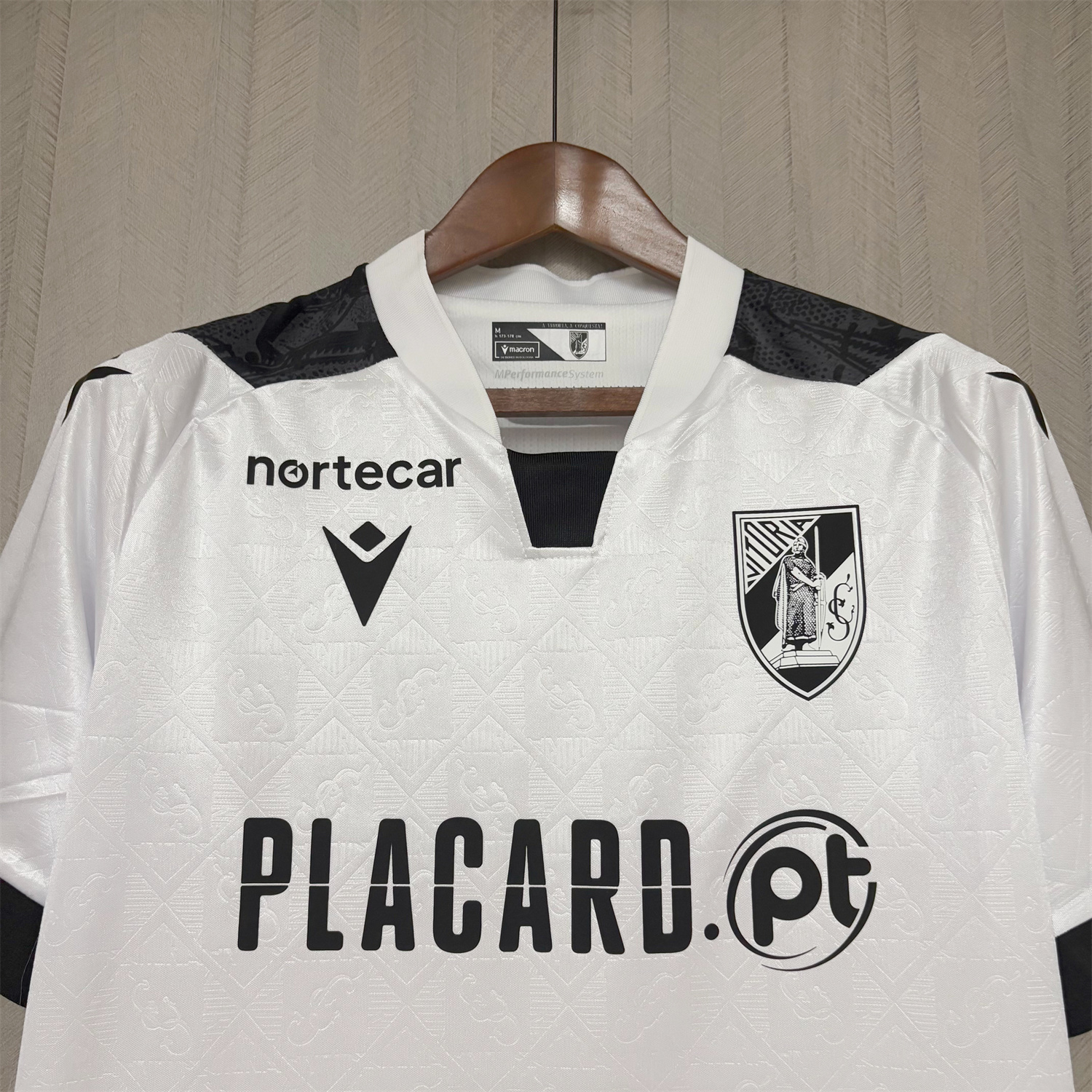 Guimaraes 25-26 Home Jersey - Fans Version - UnitedFutballJersey
