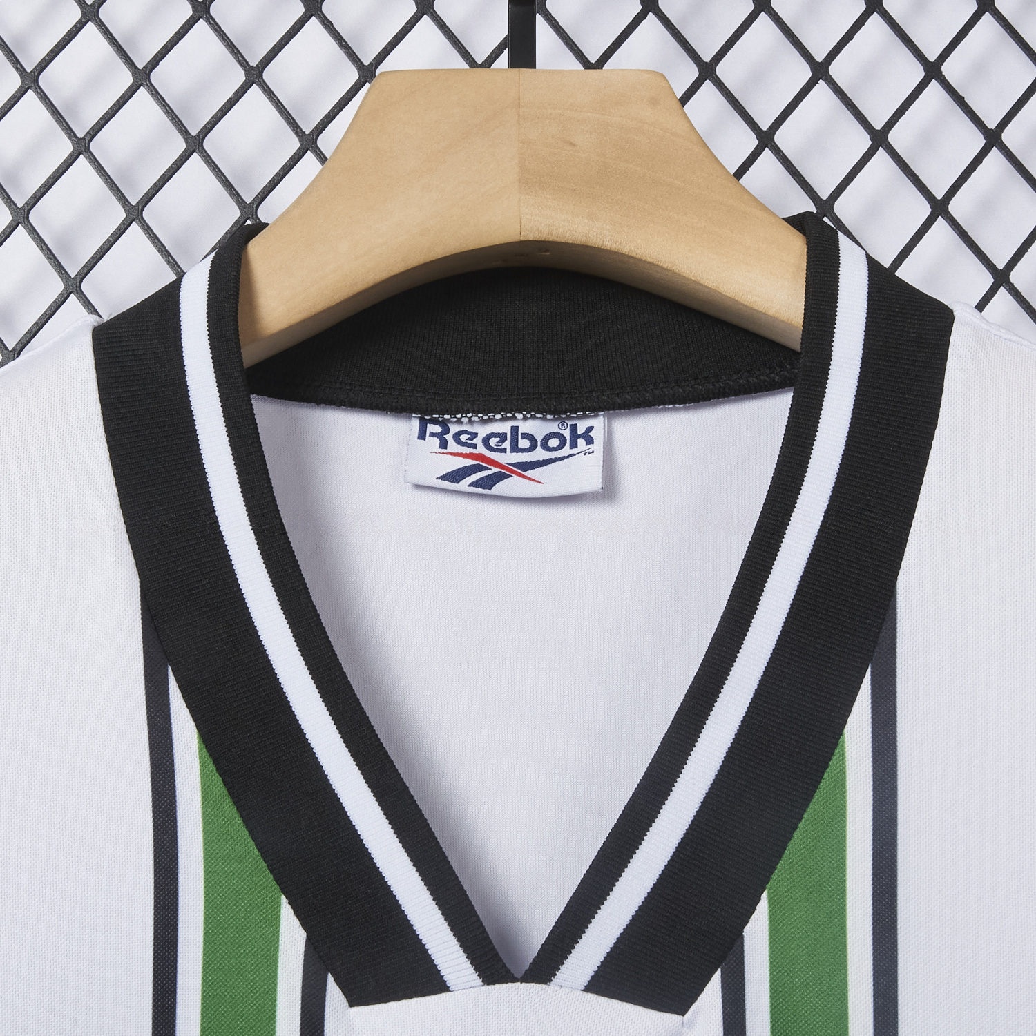 Retro Borussia Mönchengladbach 1996-97 Jersey - UnitedFutballJersey