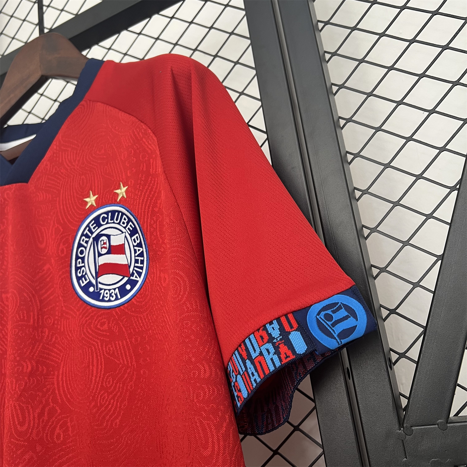 Bahia 25-26 Goalkeeper Red Jersey - Fans Version - UnitedFutballJersey