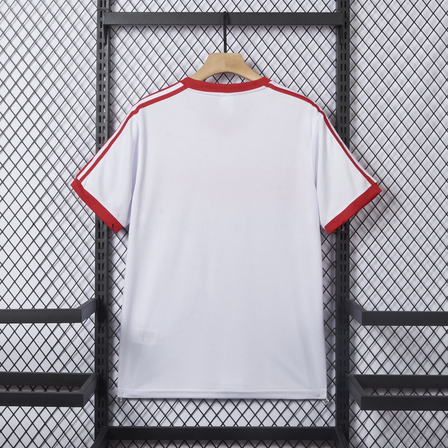 Retro Hamburger SV 1982-83 Champion Home Jersey - UnitedFutballJersey