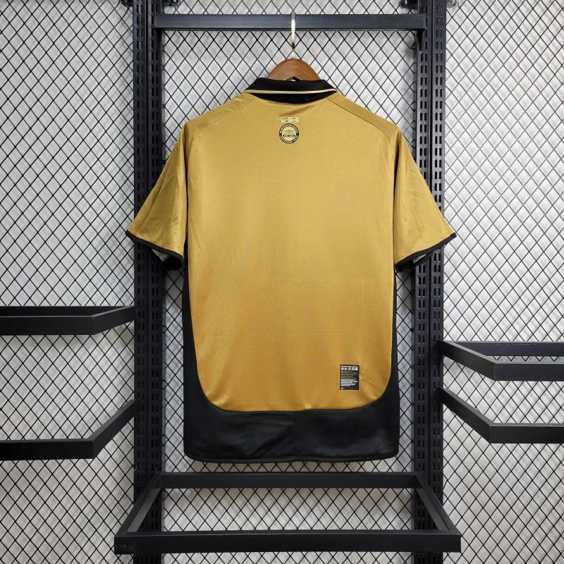 Retro Manchester United 01-02 100th Anniversary Special Edition Jersey - White & Gold - UnitedFutballJersey