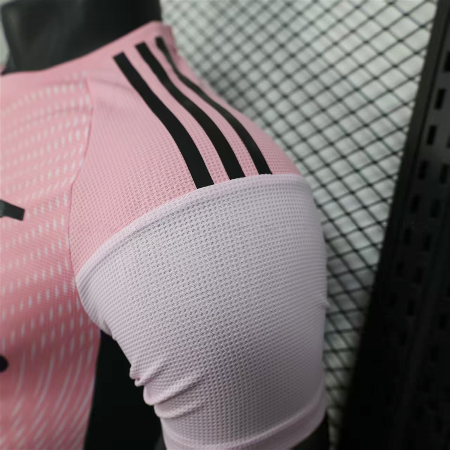 Arsenal 25-26 Pre-Match Training Pink Jersey - Player Version - UnitedFutballJersey
