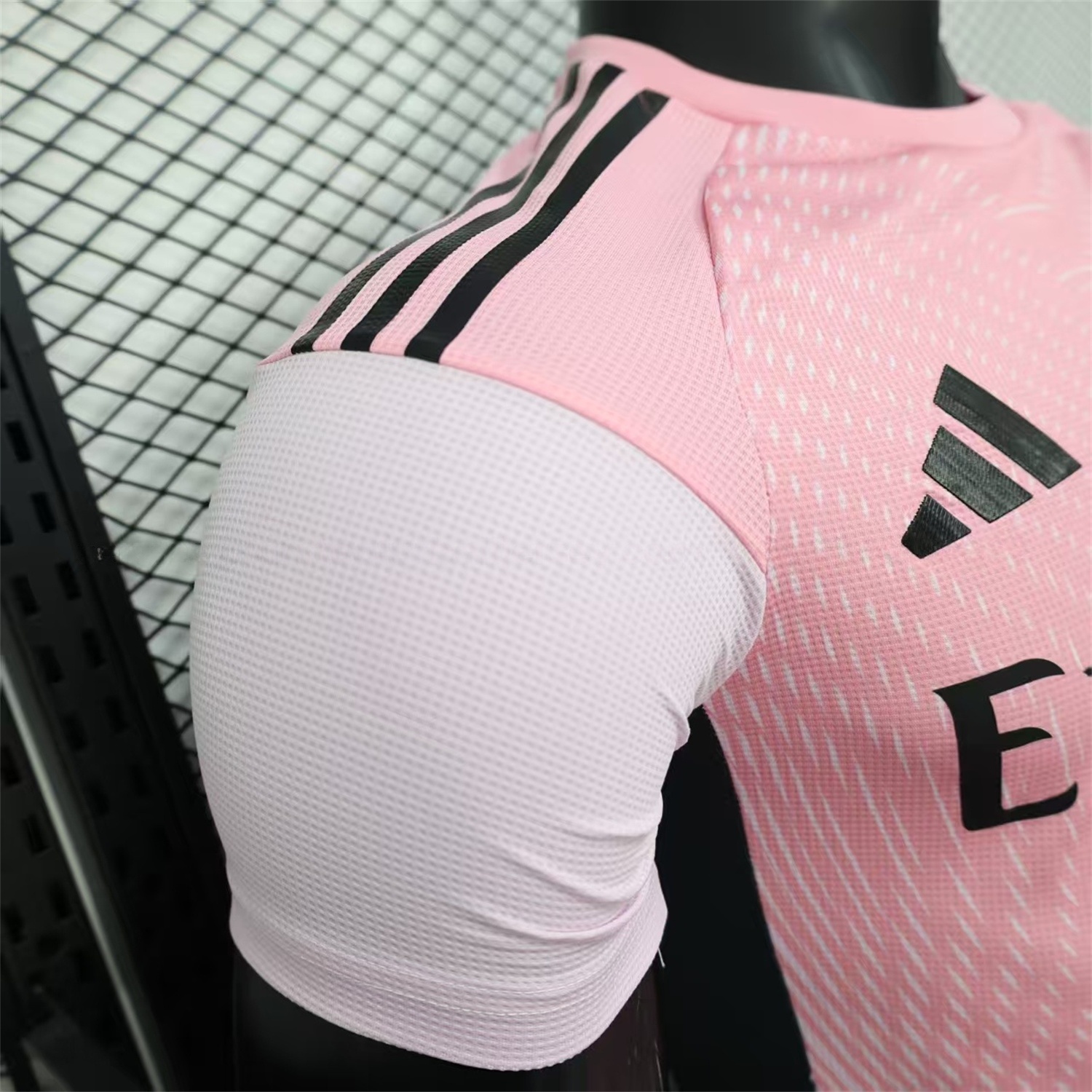 Arsenal 25-26 Pre-Match Training Pink Jersey - Player Version - UnitedFutballJersey