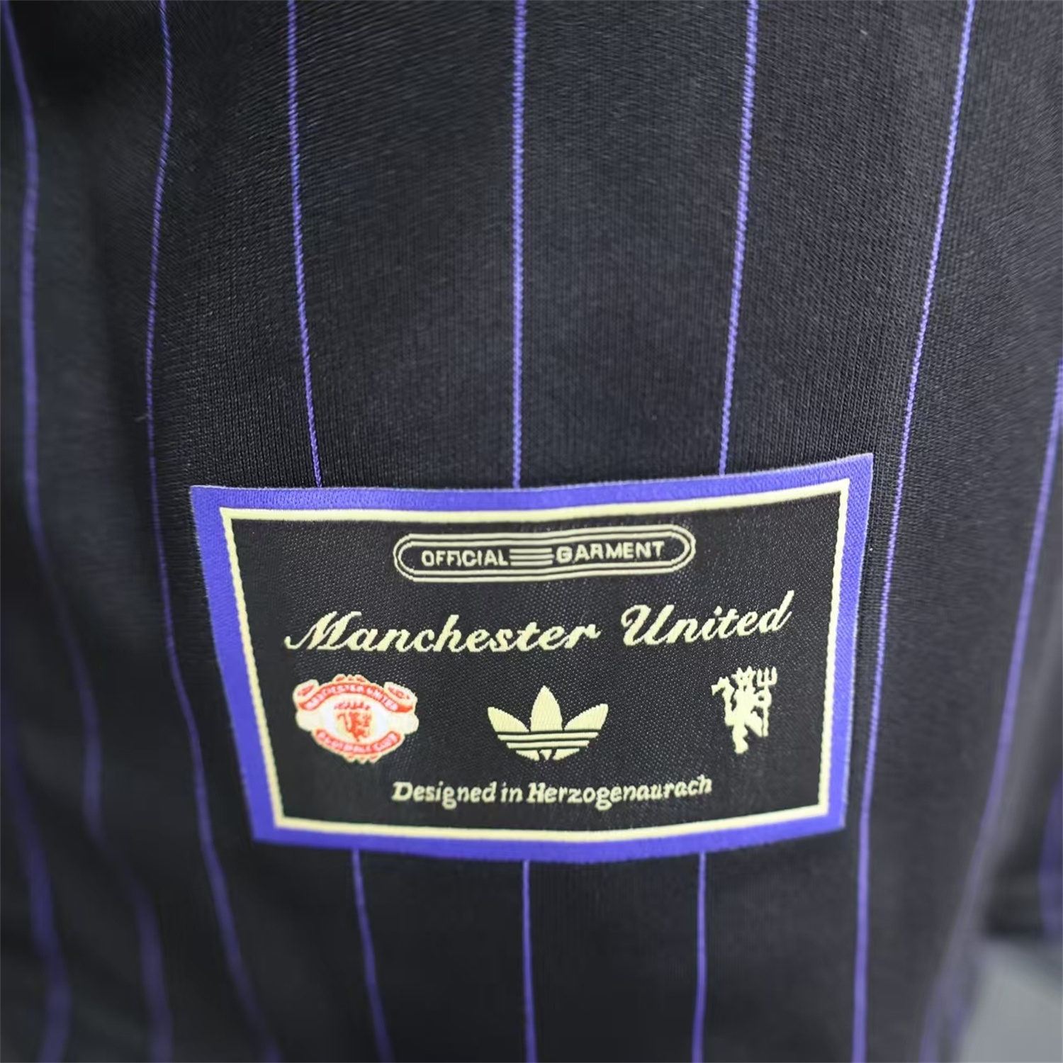 Manchester United 25-26 Trefoil Purple Lines Black Travel Jersey - Player Version - UnitedFutballJersey