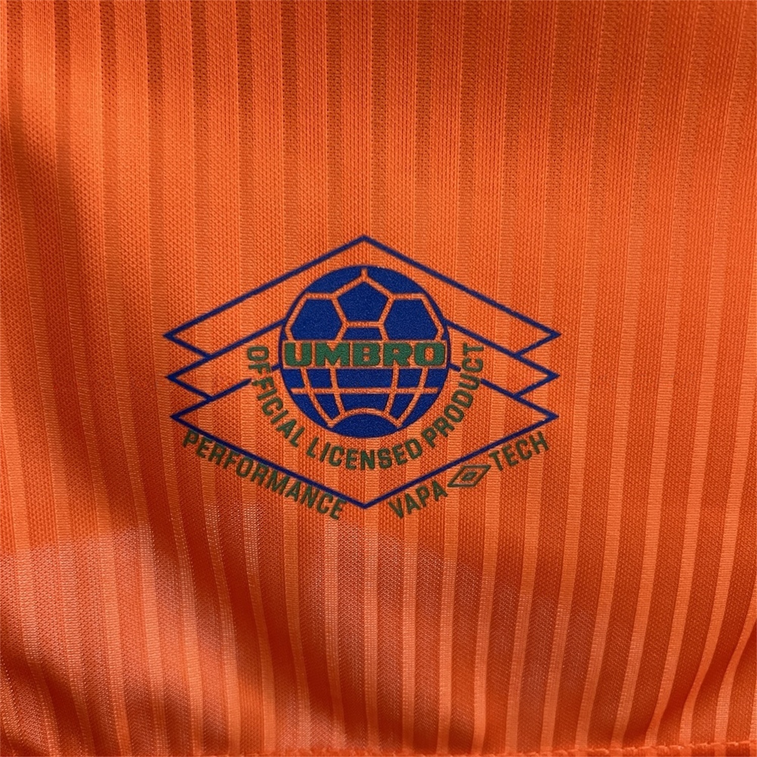 Retro Ireland 1996-97 Away Orange Jersey - UnitedFutballJersey