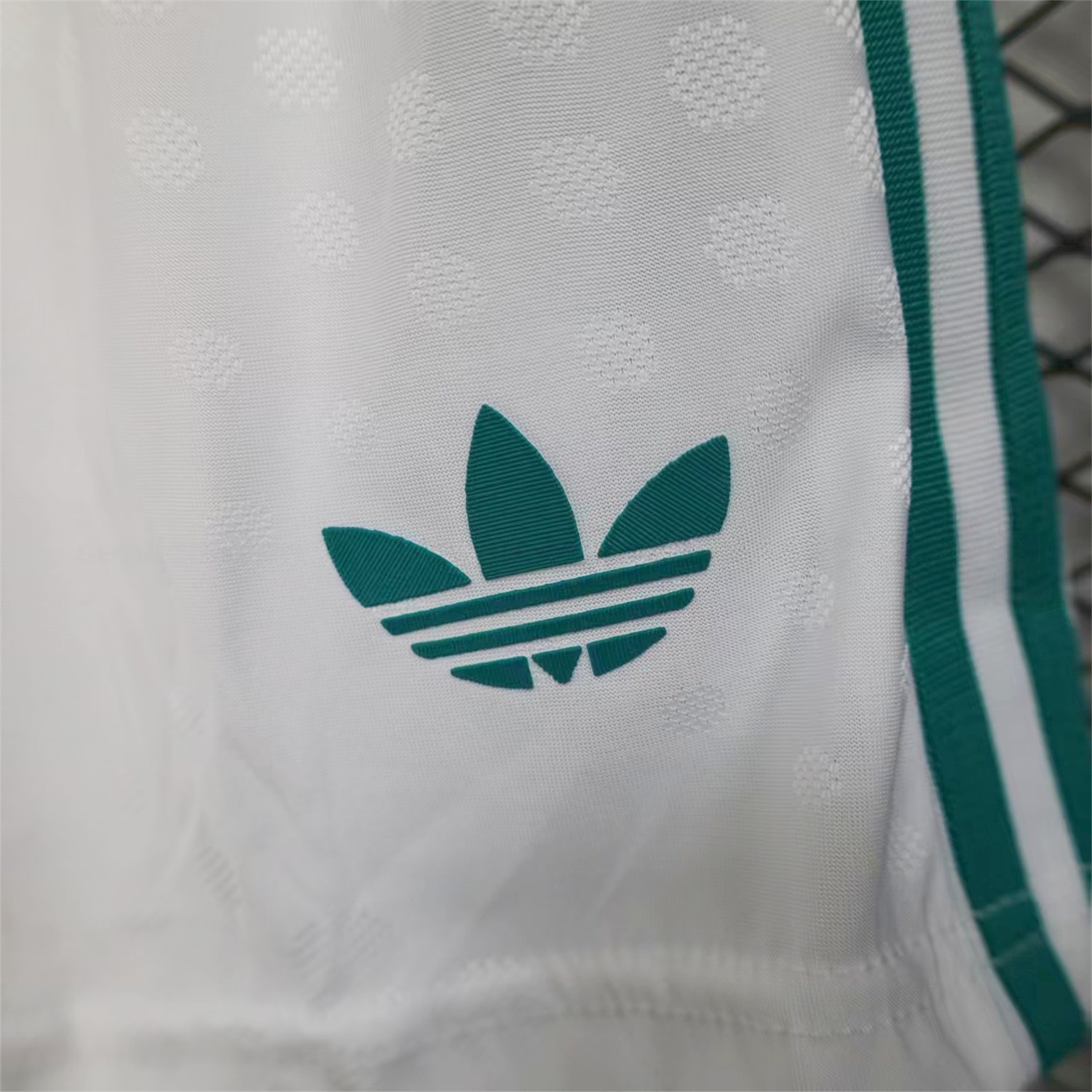 Liver.pool 25-26 Third White Shorts - Player Version - UnitedFutballJersey