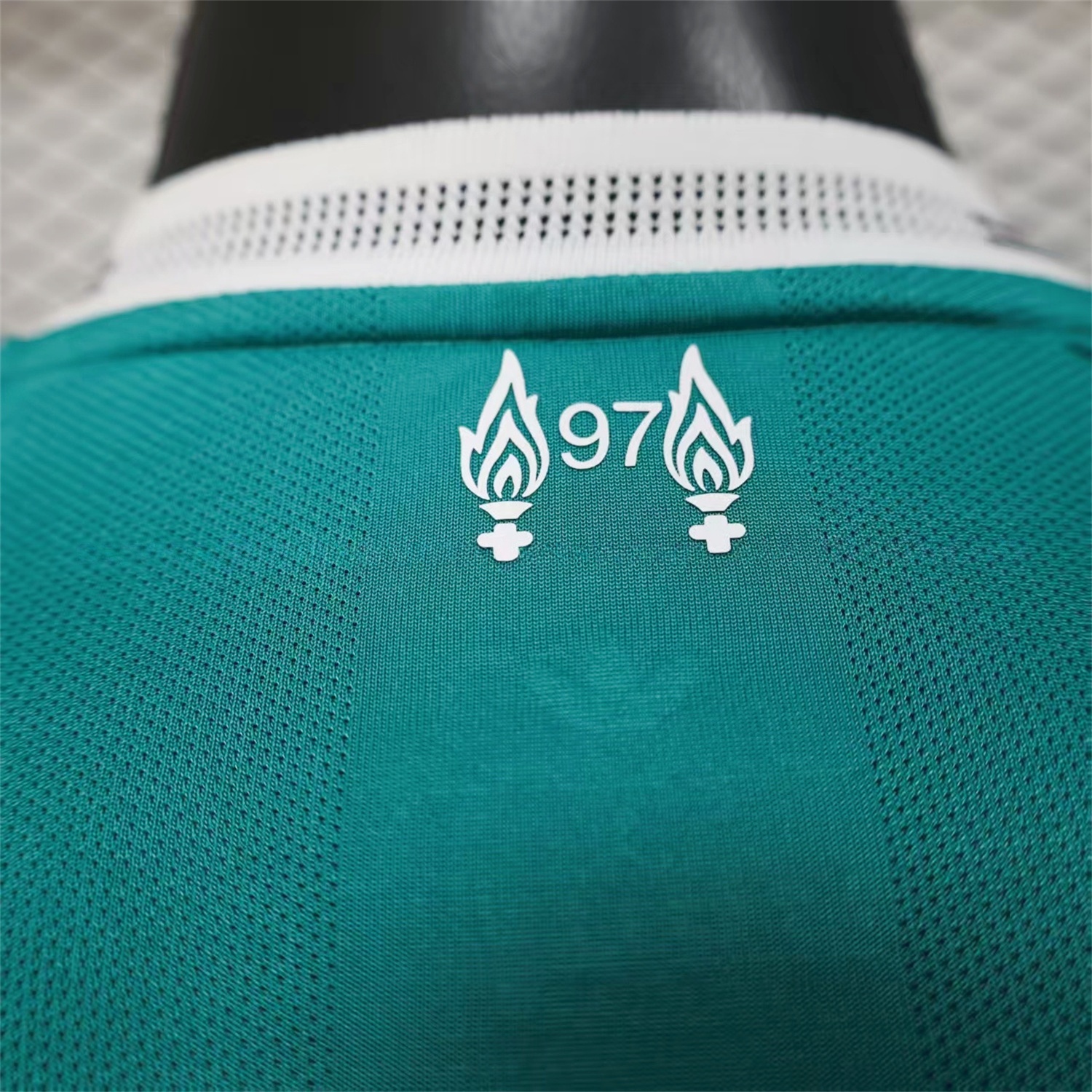Liver.pool 25-26 Third Green Long Sleeves Jersey - Player Version - UnitedFutballJersey