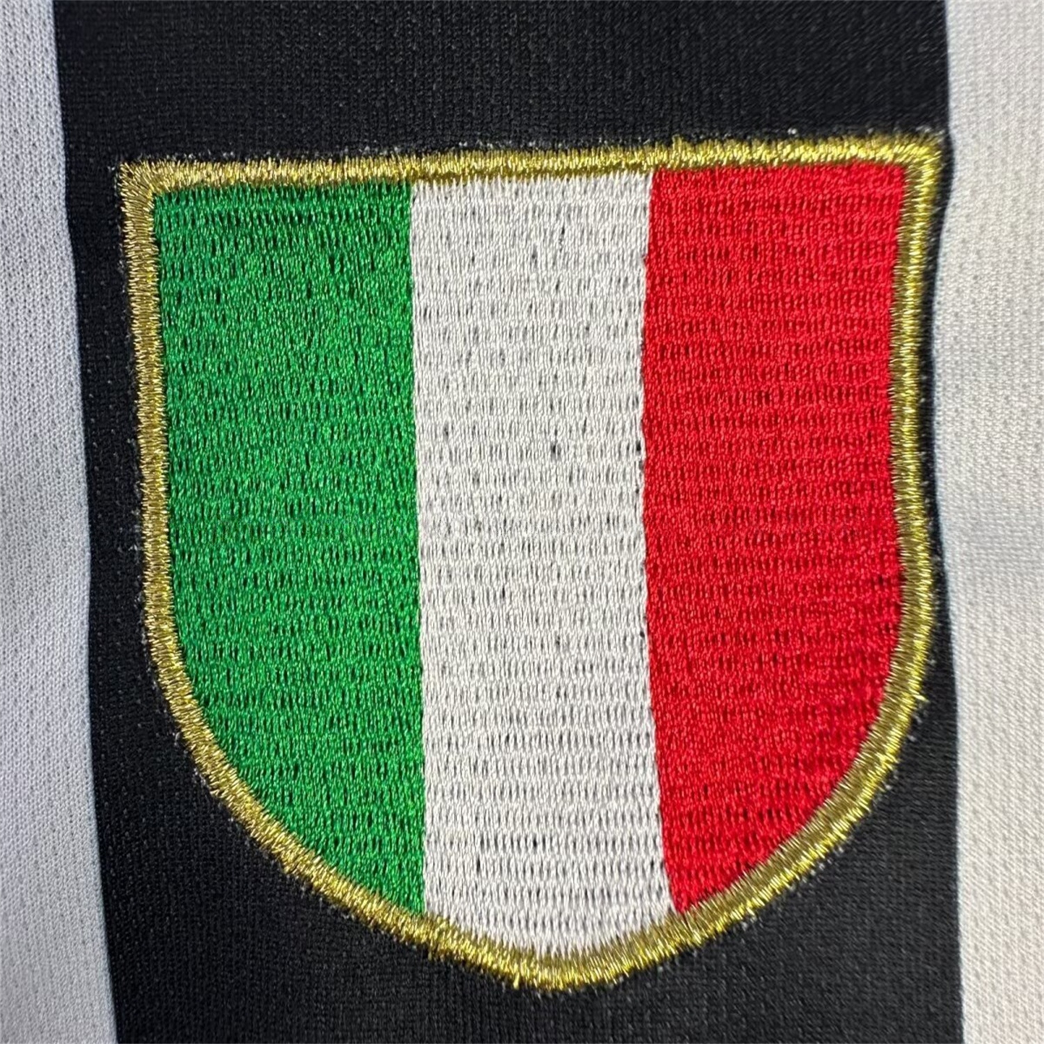 Retro Juventus 2002-03 European Home Long Sleeves Jersey - UnitedFutballJersey