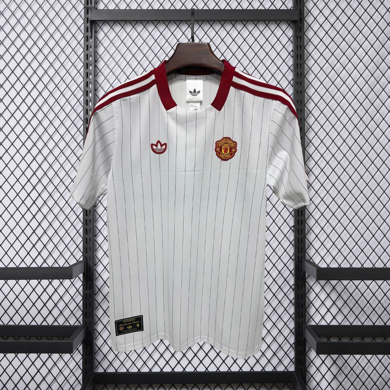 Manchester United 25-26 Trefoil White Travel Jersey - Fans Version - UnitedFutballJersey