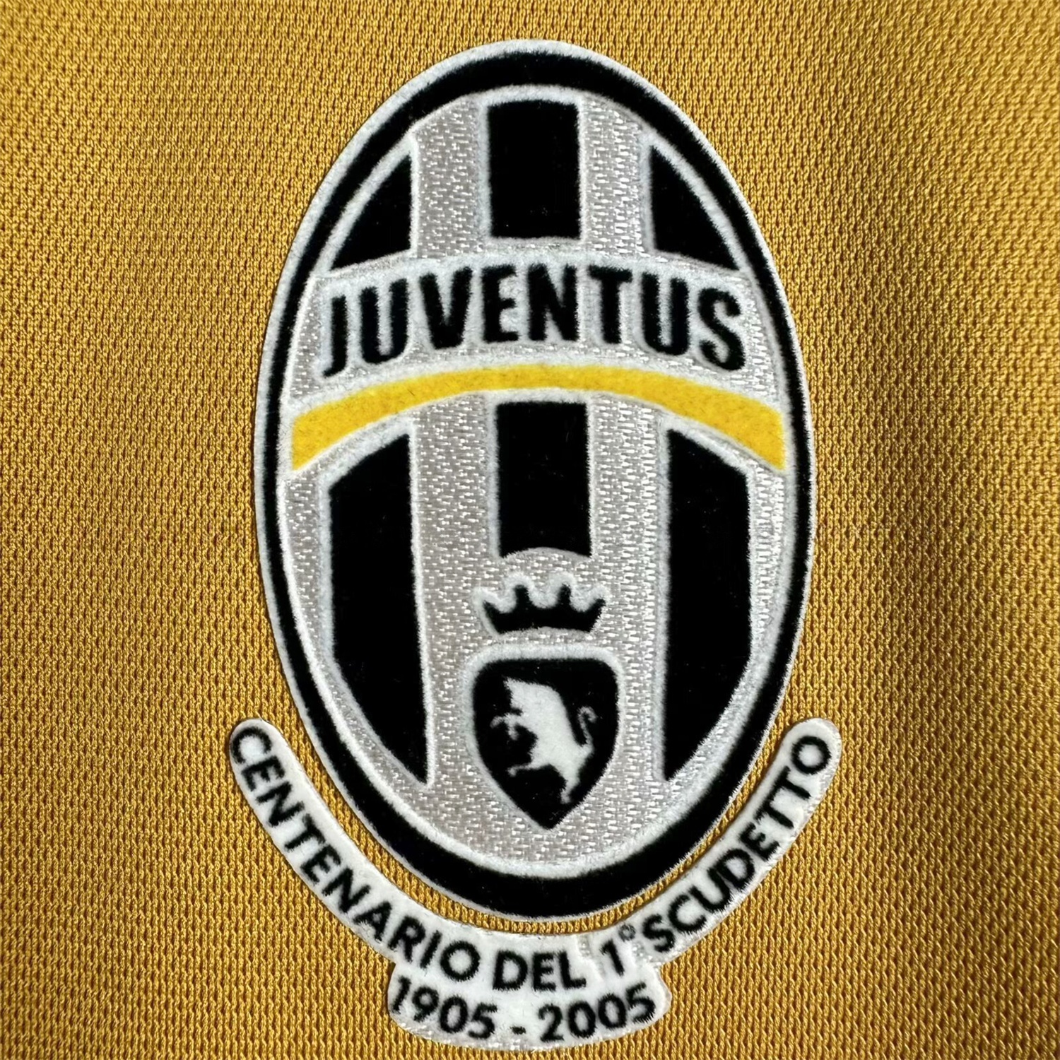 Retro Juventus 2005-06 Third Jersey - UnitedFutballJersey
