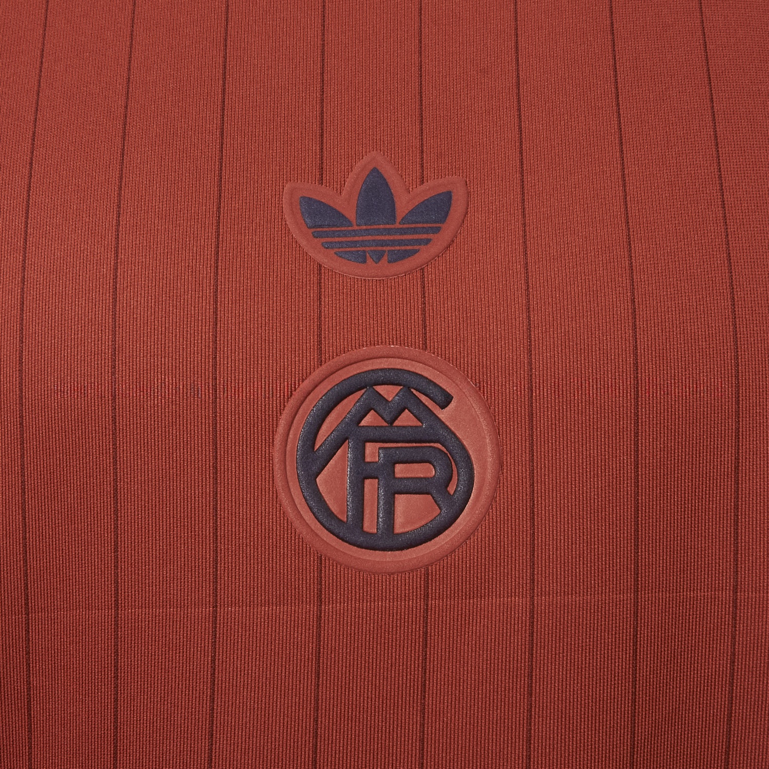 Bayern Munich 25-26 Trefoil Red Travel Jersey - Player Version - UnitedFutballJersey