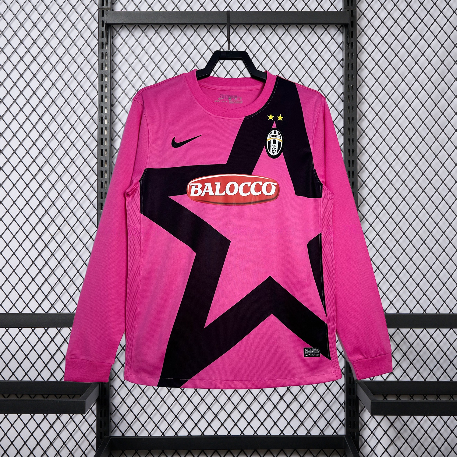 Retro Juventus 2011-12 Away Long Sleeves Jersey - UnitedFutballJersey