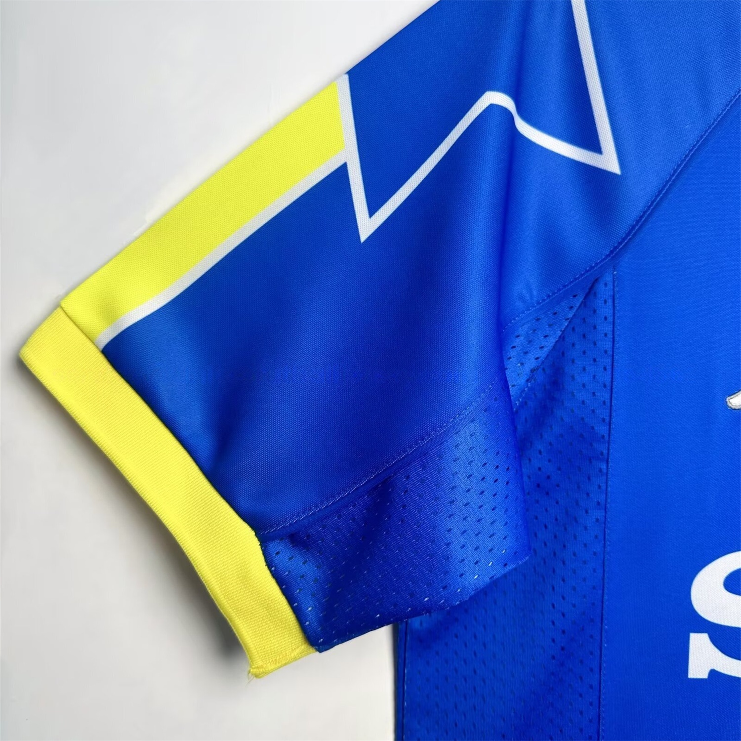 Retro Juventus 1997-99 Third Jersey - UnitedFutballJersey