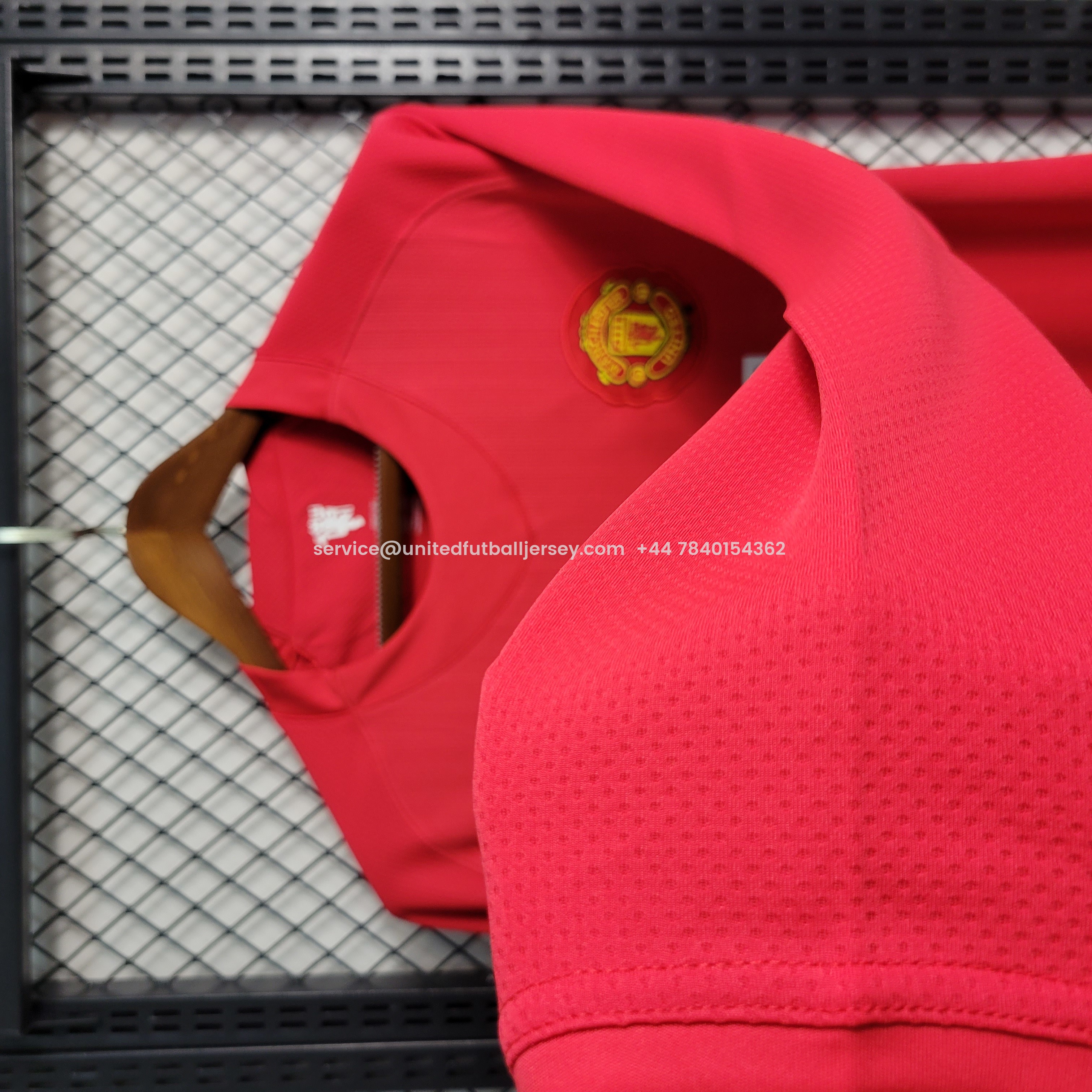 Retro Manchester United 08-09 Home Long Sleeve Jersey - UnitedFutballJersey