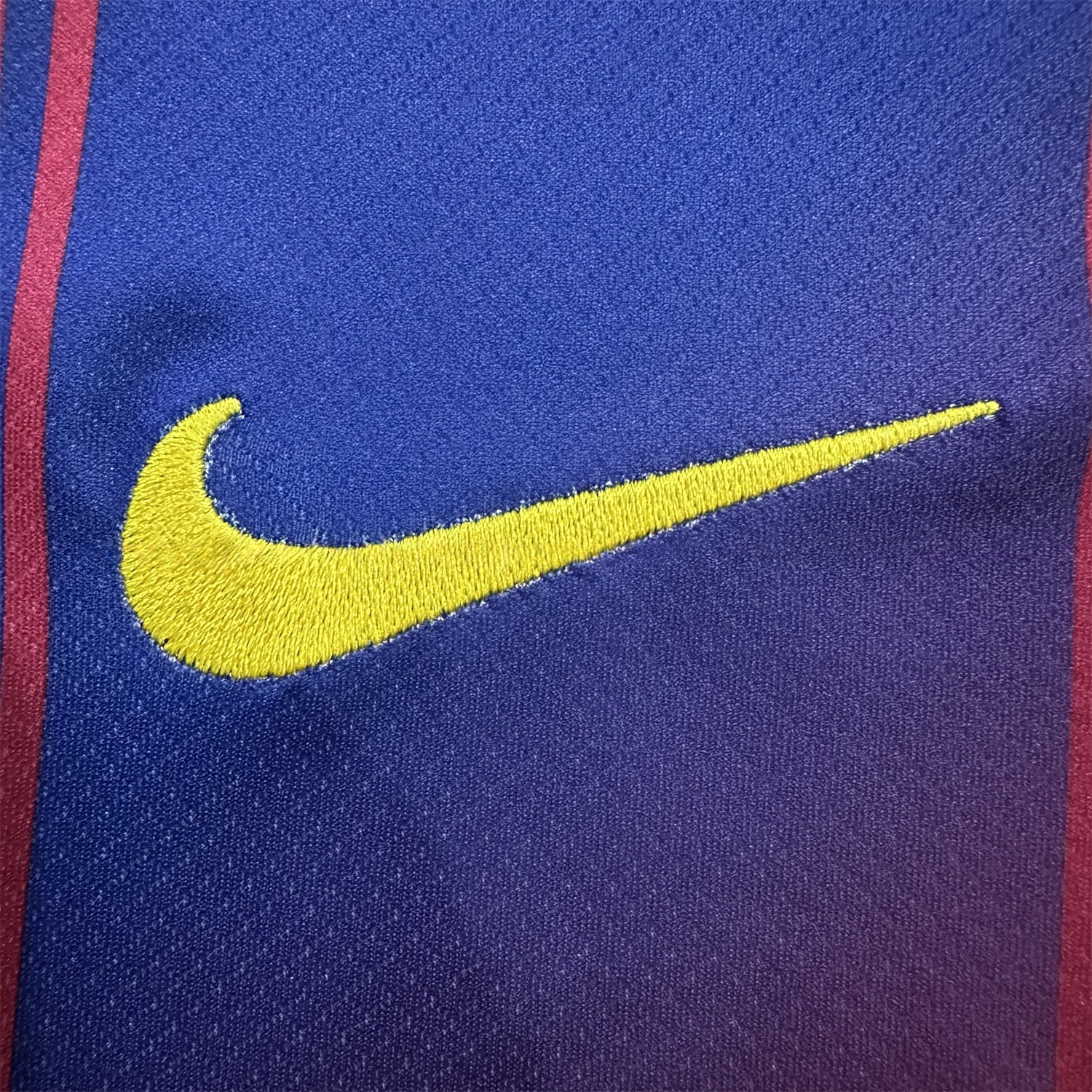 Barcelona 25-26 Home Unsponsored Jersey - Fans Version - UnitedFutballJersey
