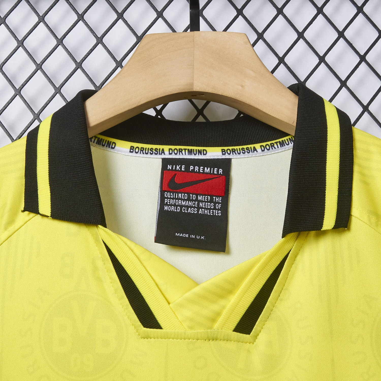 Retro Dortmund 1996-97 Home Jersey - UnitedFutballJersey