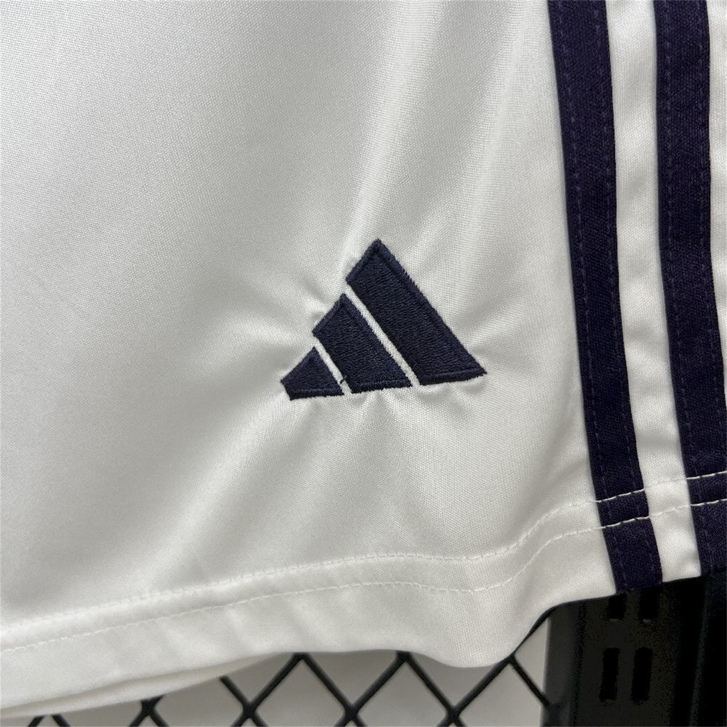 Manchester United 25-26 Away White Shorts - Fans Version - UnitedFutballJersey