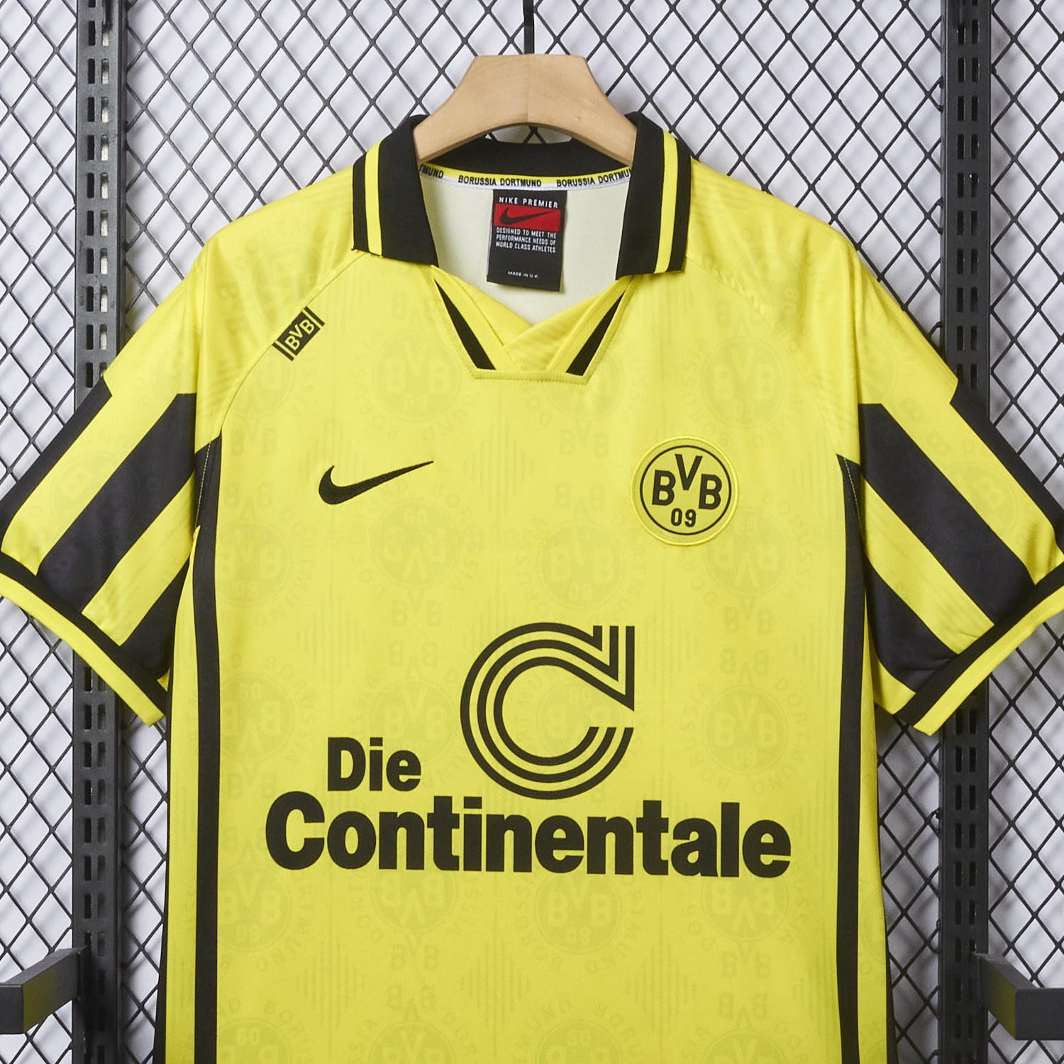 Retro Dortmund 1996-97 Home Jersey - UnitedFutballJersey