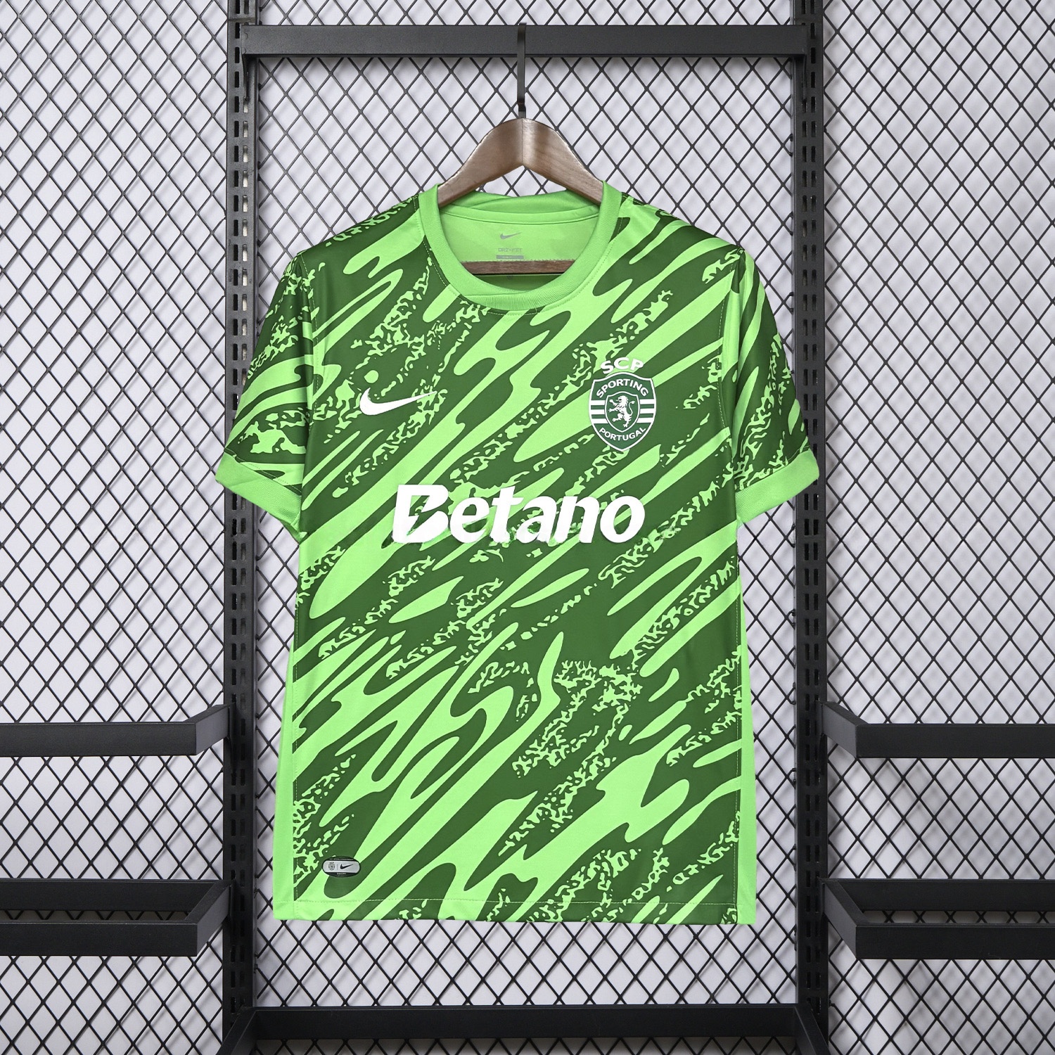 Sporting CP 25-26 Green Goalkeeper Jersey - Fans Version - UnitedFutballJersey