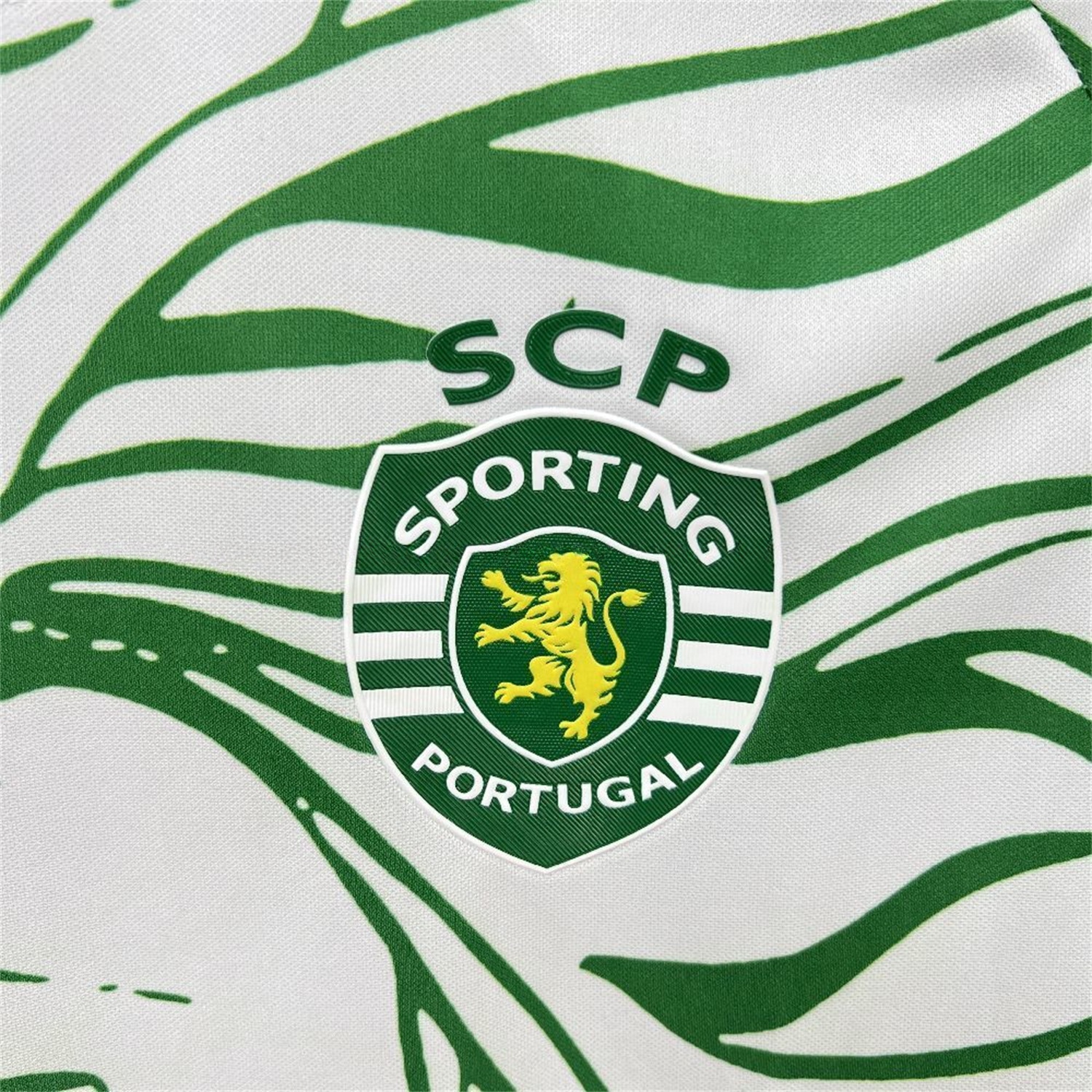 Sporting CP 25-26 Green Lion Special White Jersey - Fans Version - UnitedFutballJersey