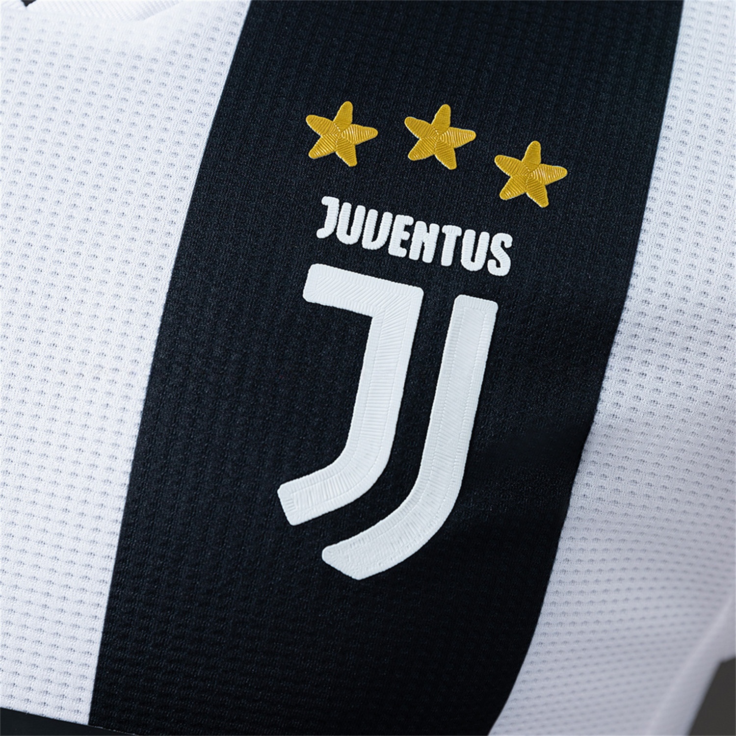 Retro Juventus 2018-19 Home Jersey - Player Version - UnitedFutballJersey