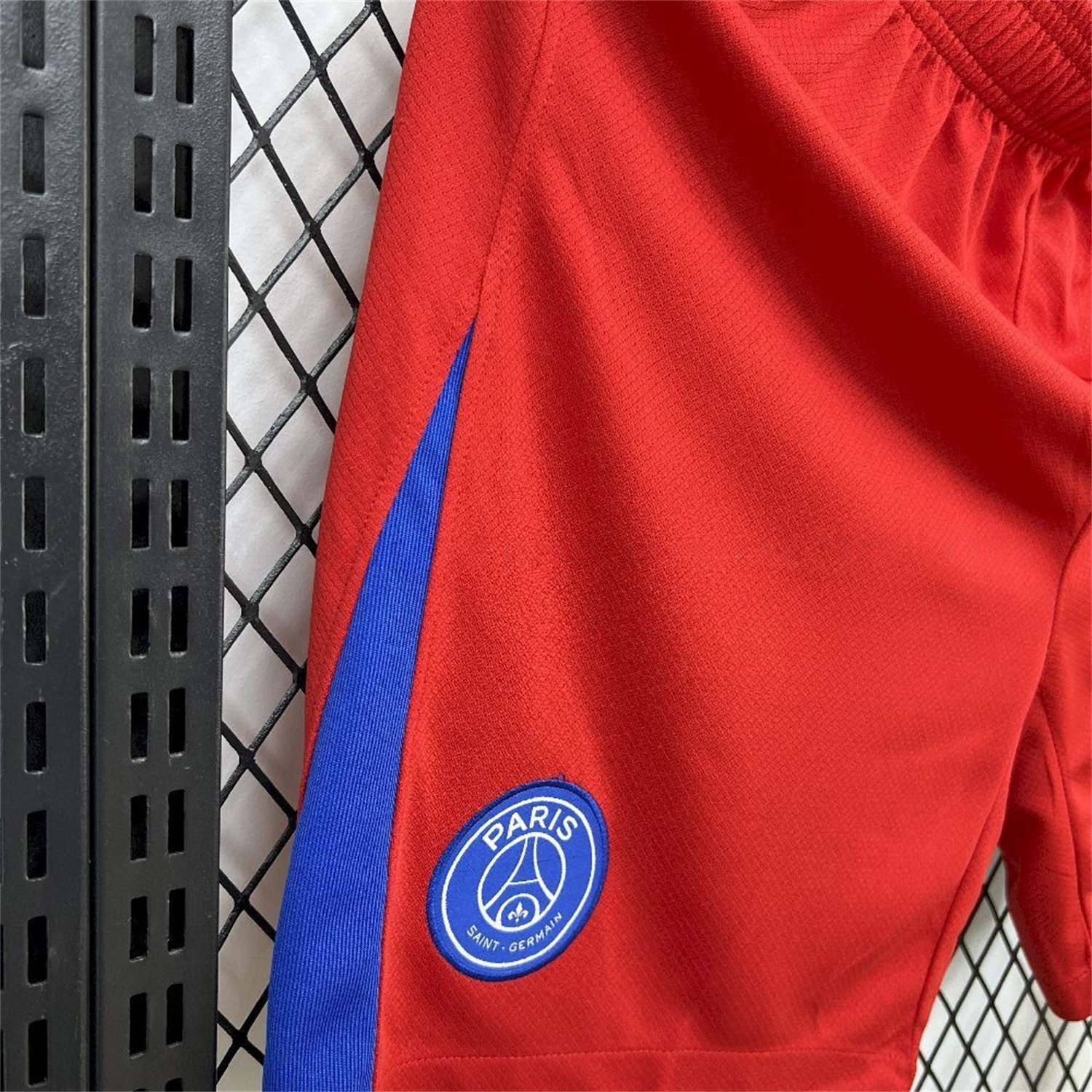 Paris Saint-Germain PSG 25-26 Third Red Shorts - Fans Version - UnitedFutballJersey