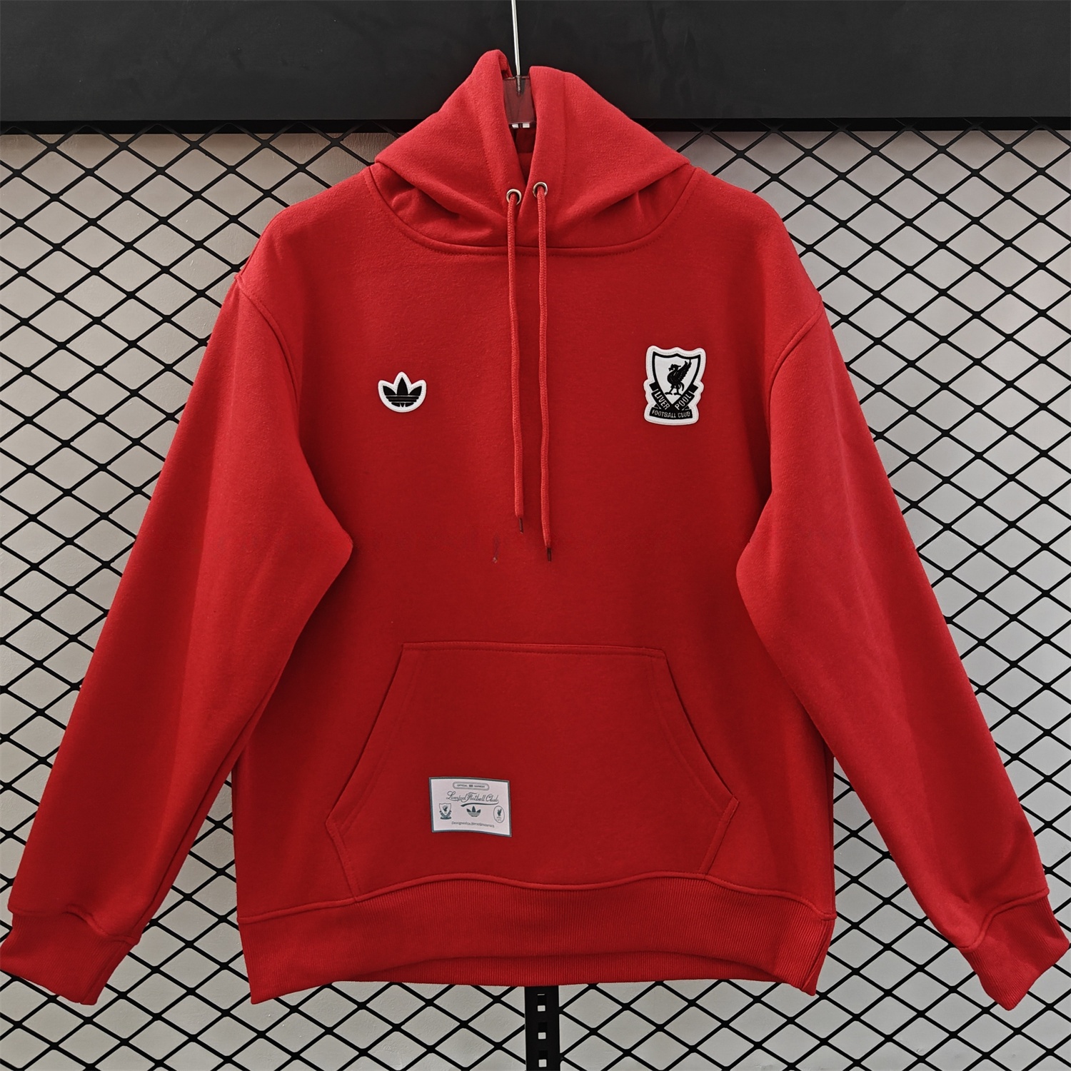 Liver.pool 25-26 Originals Terrace Icon White Team Logo Unisex Pullover Hoodie - UnitedFutballJersey