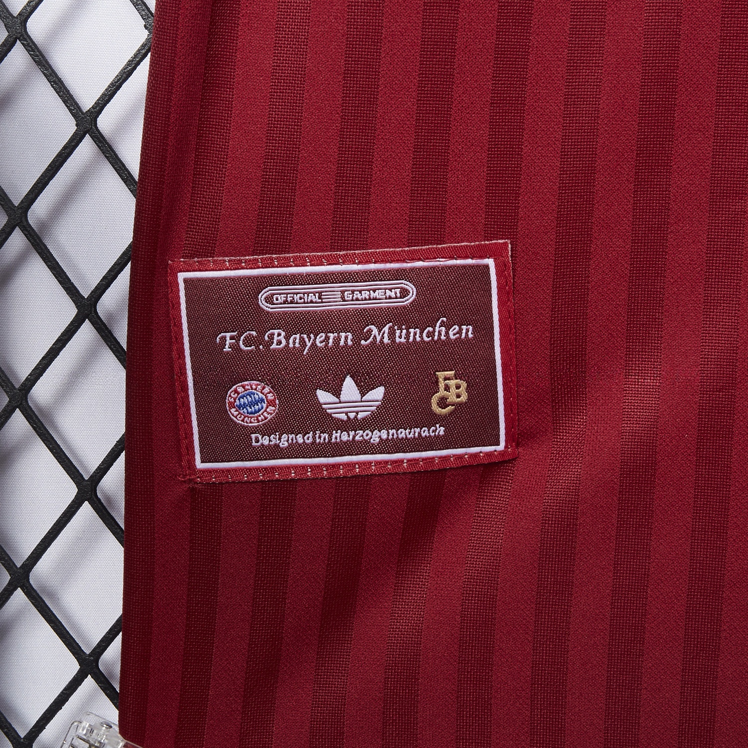 Bayern Munich 25-26 Trefoil Wine Red Travel Jersey - Fans Version - UnitedFutballJersey