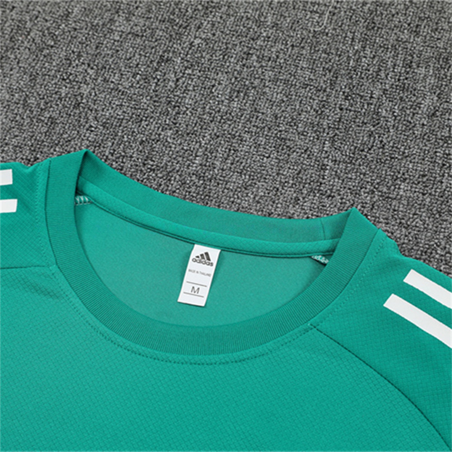 Liver.pool 25-26 Kids Short-Sleeve Training Set - Green Top & Black Shorts - UnitedFutballJersey