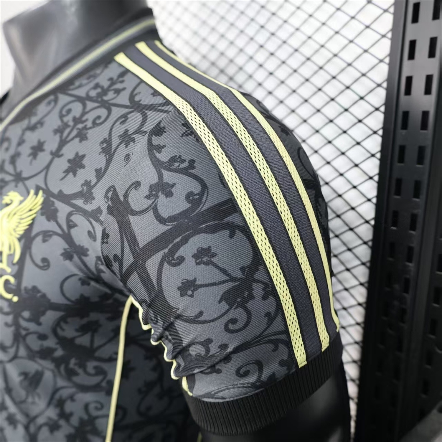 Liver.pool 25-26 Black Floral Pattern Special Jersey - Player Version - UnitedFutballJersey