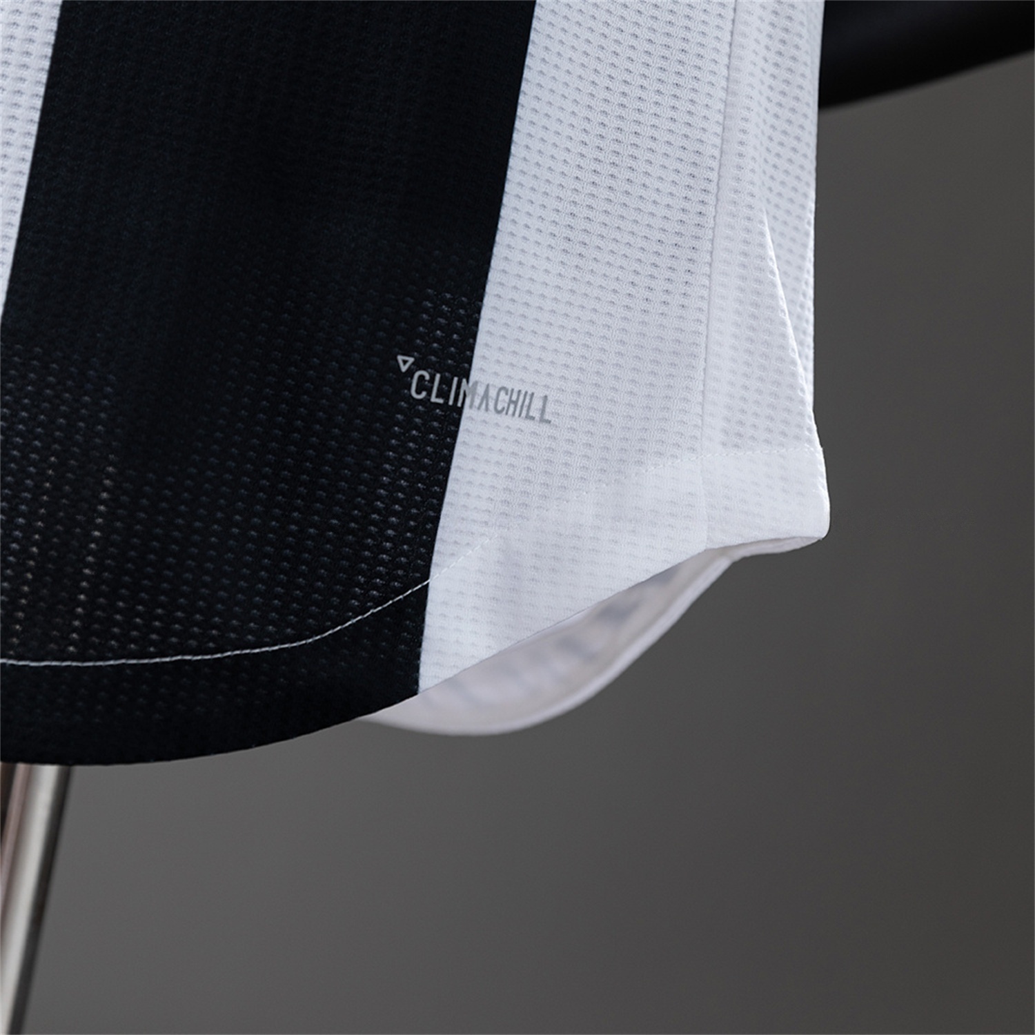 Retro Juventus 2018-19 Home Jersey - Player Version - UnitedFutballJersey