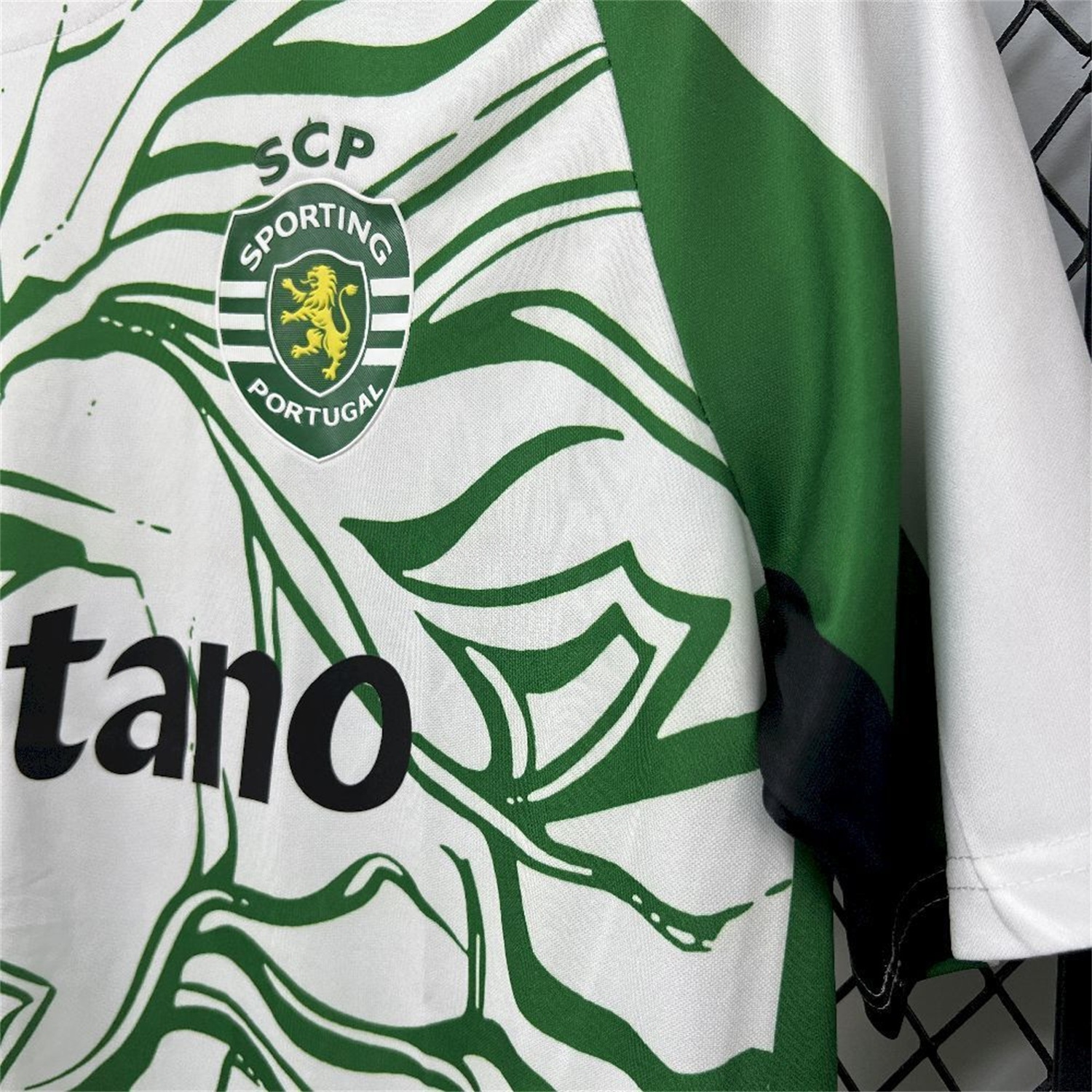 Sporting CP 25-26 Green Lion Special White Jersey - Fans Version - UnitedFutballJersey