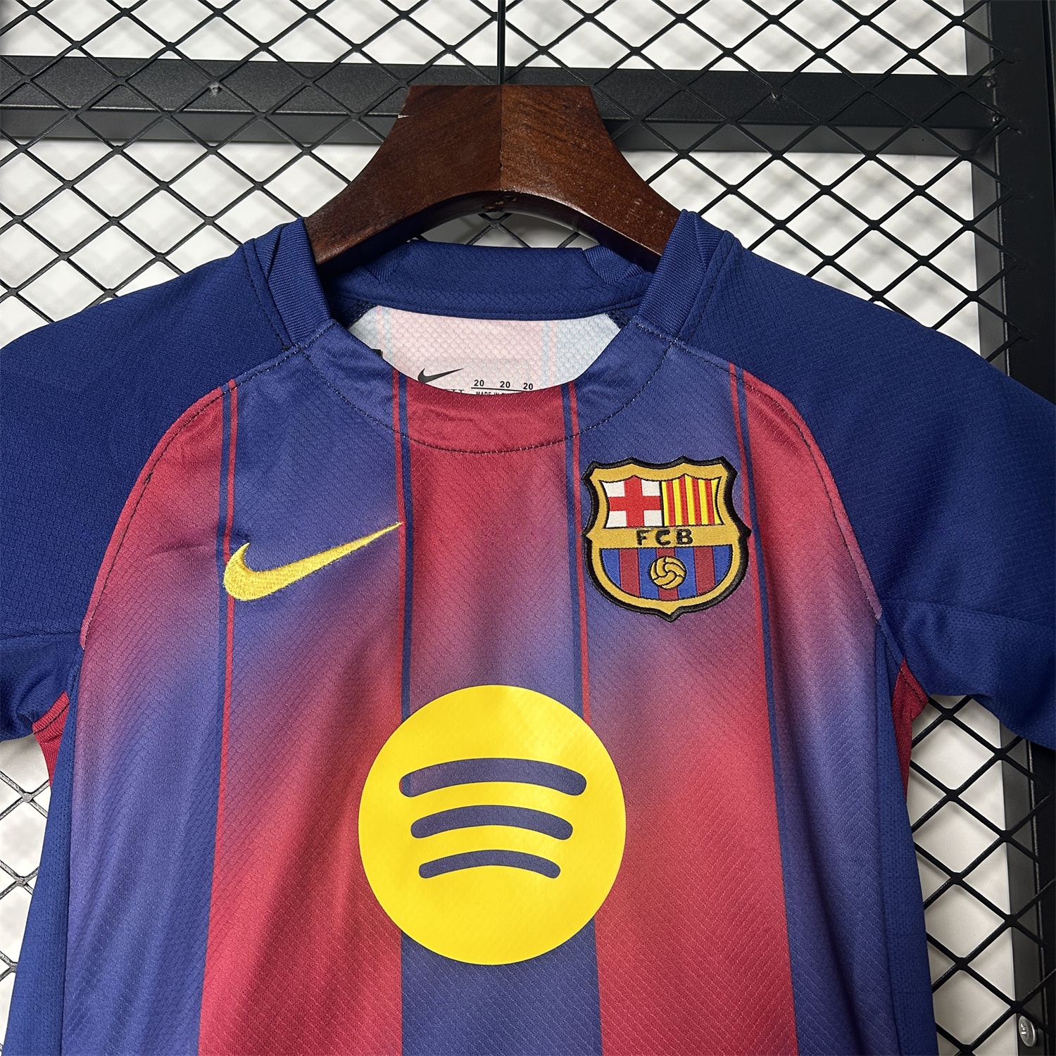 Barcelona 25-26 Ed Sheeran Home Special Kids Kit - Fans Version - UnitedFutballJersey