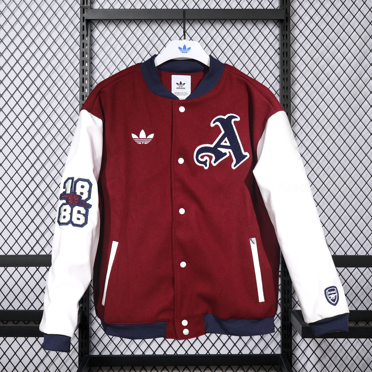 Arsenal 25-26 Warm Windbreaker Jacket - Wine Red And White - UnitedFutballJersey
