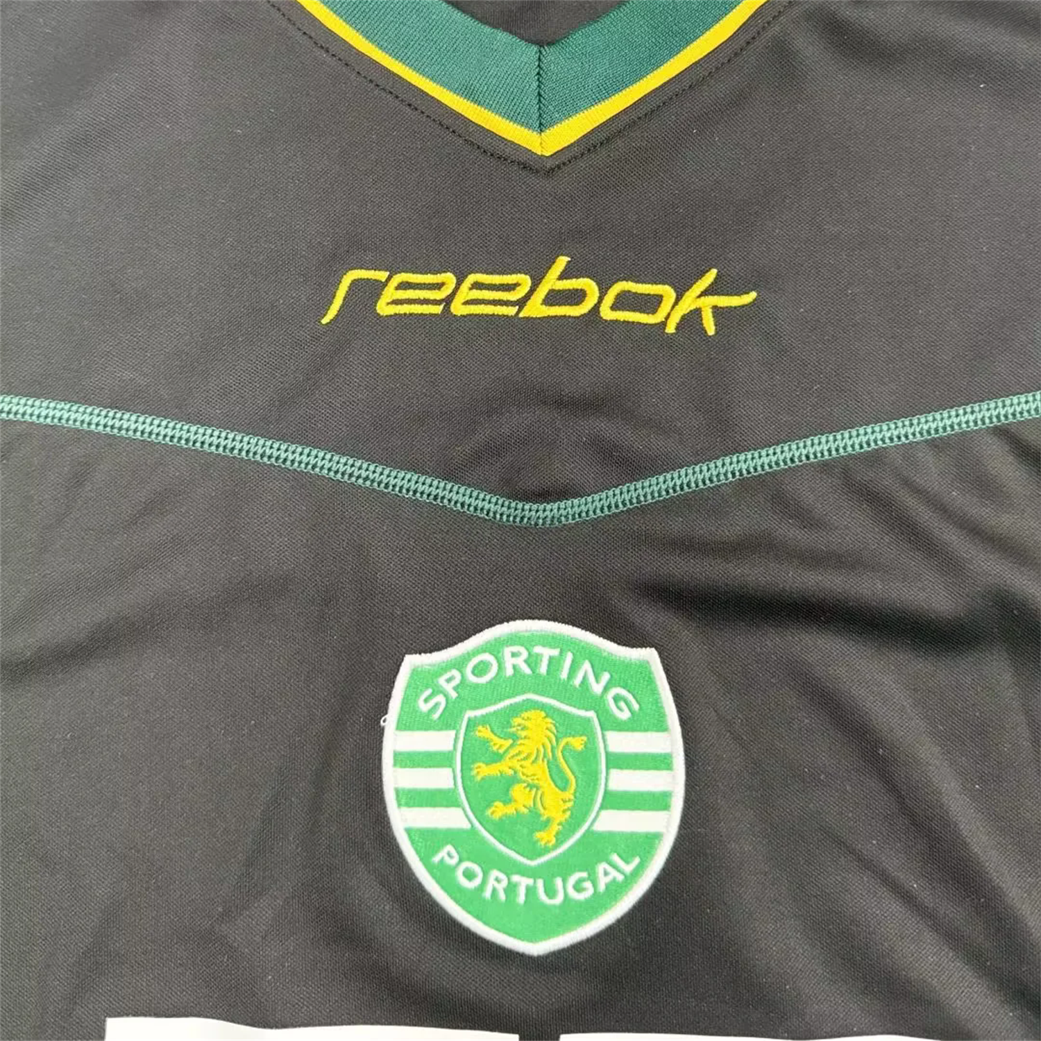 Retro Sporting CP 02-03 Away Jersey - UnitedFutballJersey
