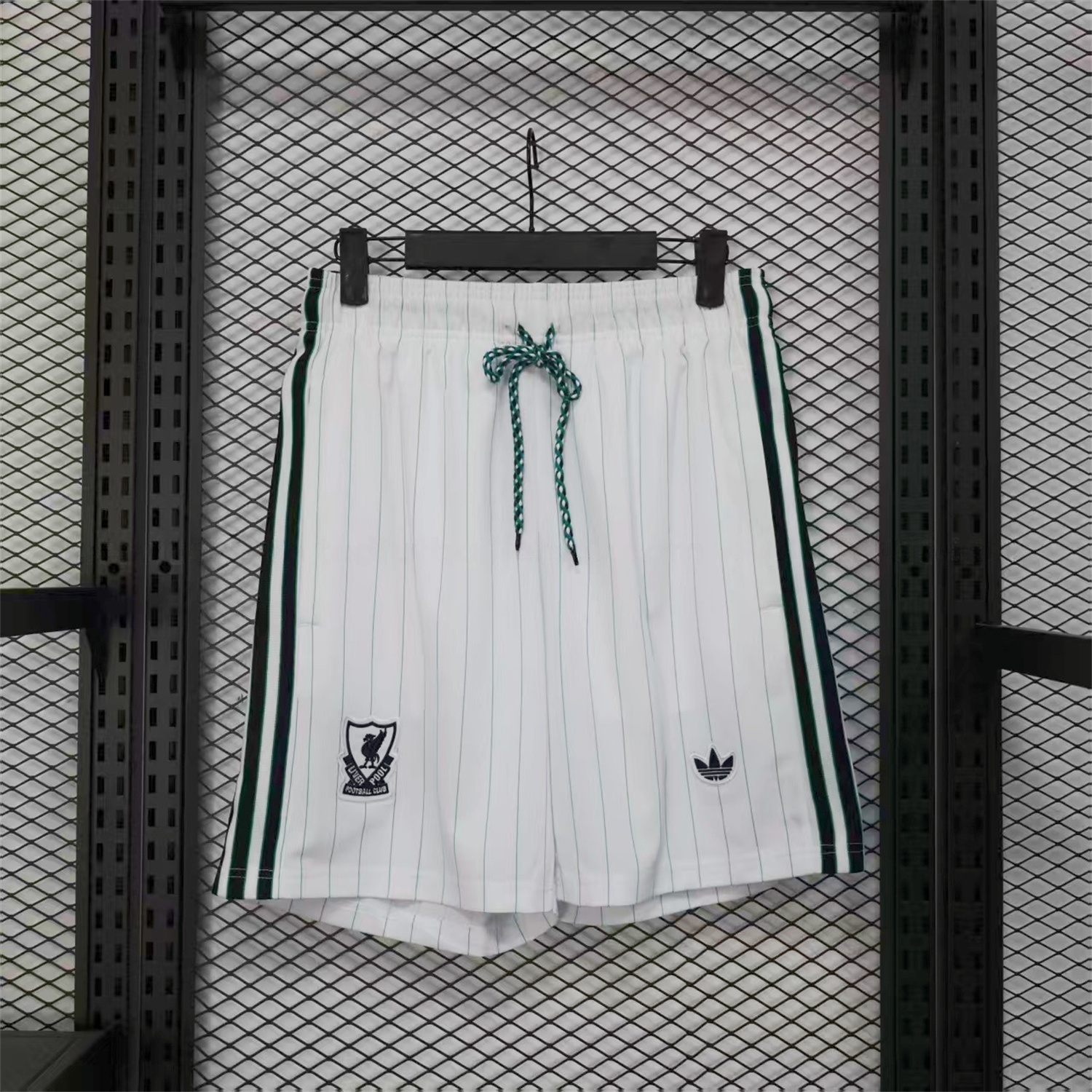 Liver.pool 25-26 Trefoil White Travel Shorts - Player Version - UnitedFutballJersey