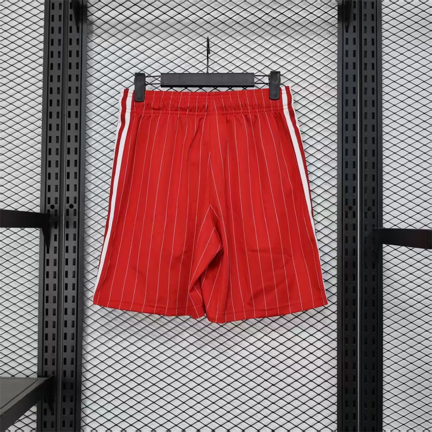 Manchester United 25-26 Trefoil Red Travel Shorts - Player Version - UnitedFutballJersey