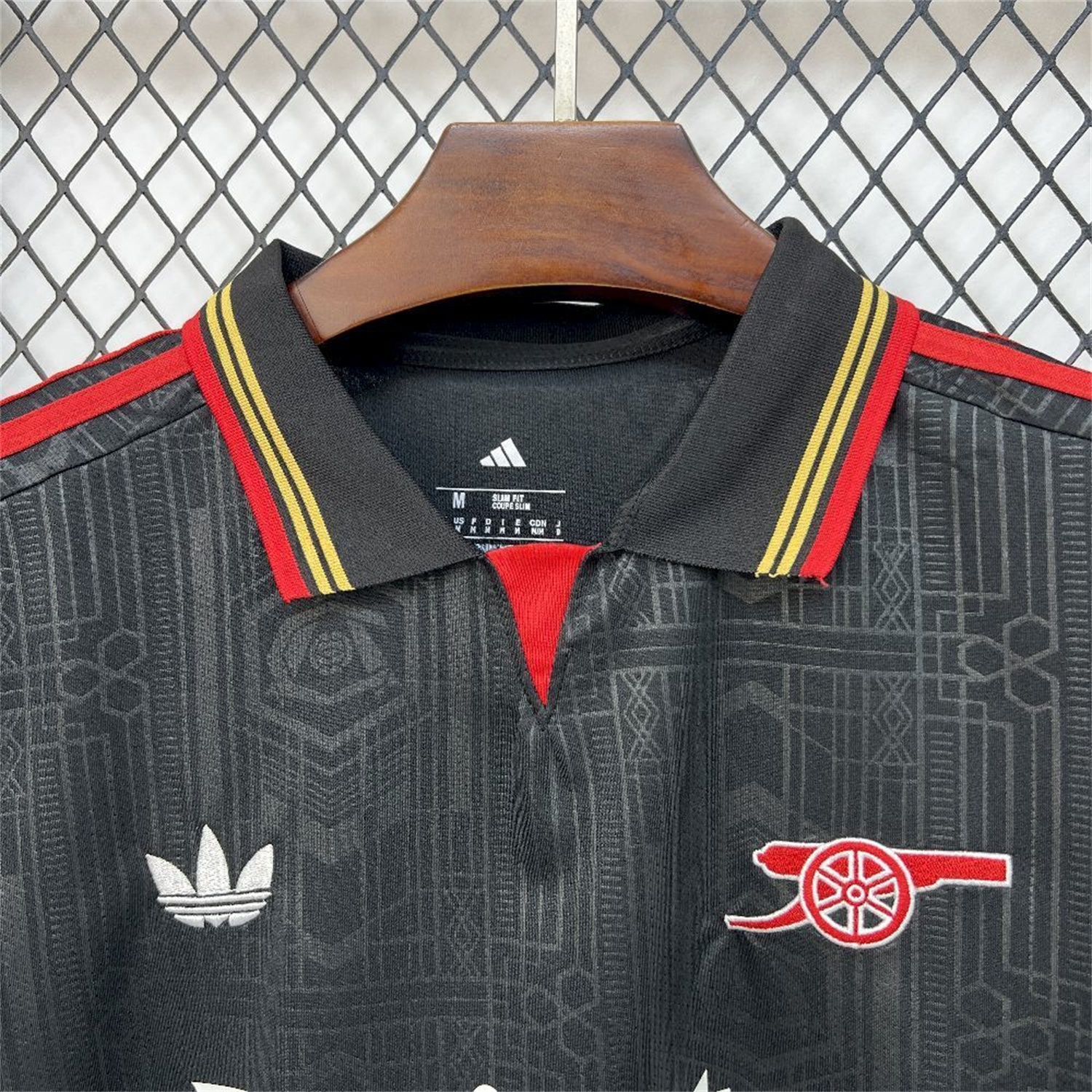 Arsenal 25-26 Black POLO Throwback Trefoil Jersey - Fans Version - UnitedFutballJersey