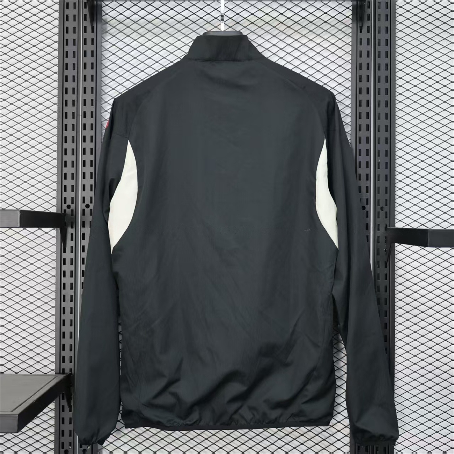 Liver.pool 25-26 Black Windbreaker Jacket - Deep Green - UnitedFutballJersey