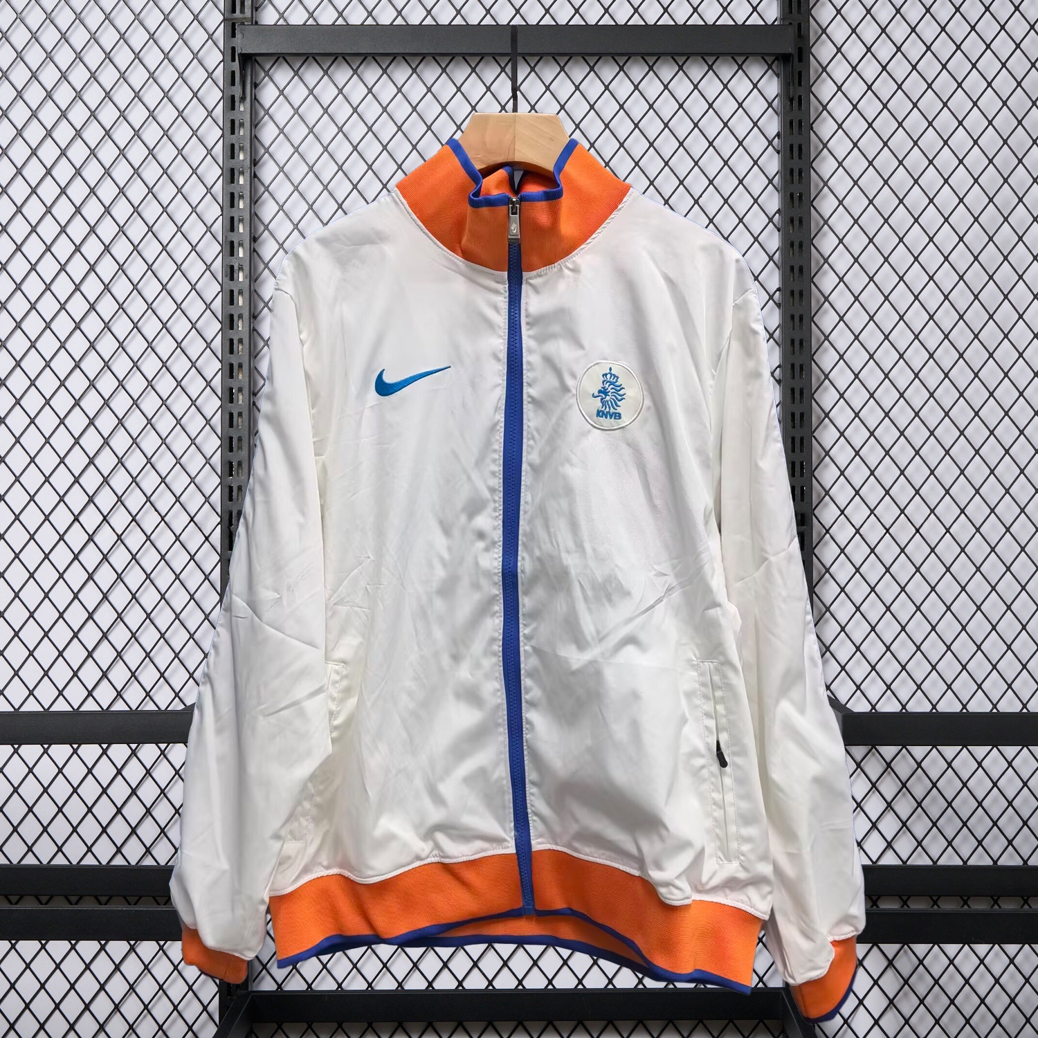 Netherlands 25-26 Windbreaker Jacket - Orange And White - UnitedFutballJersey